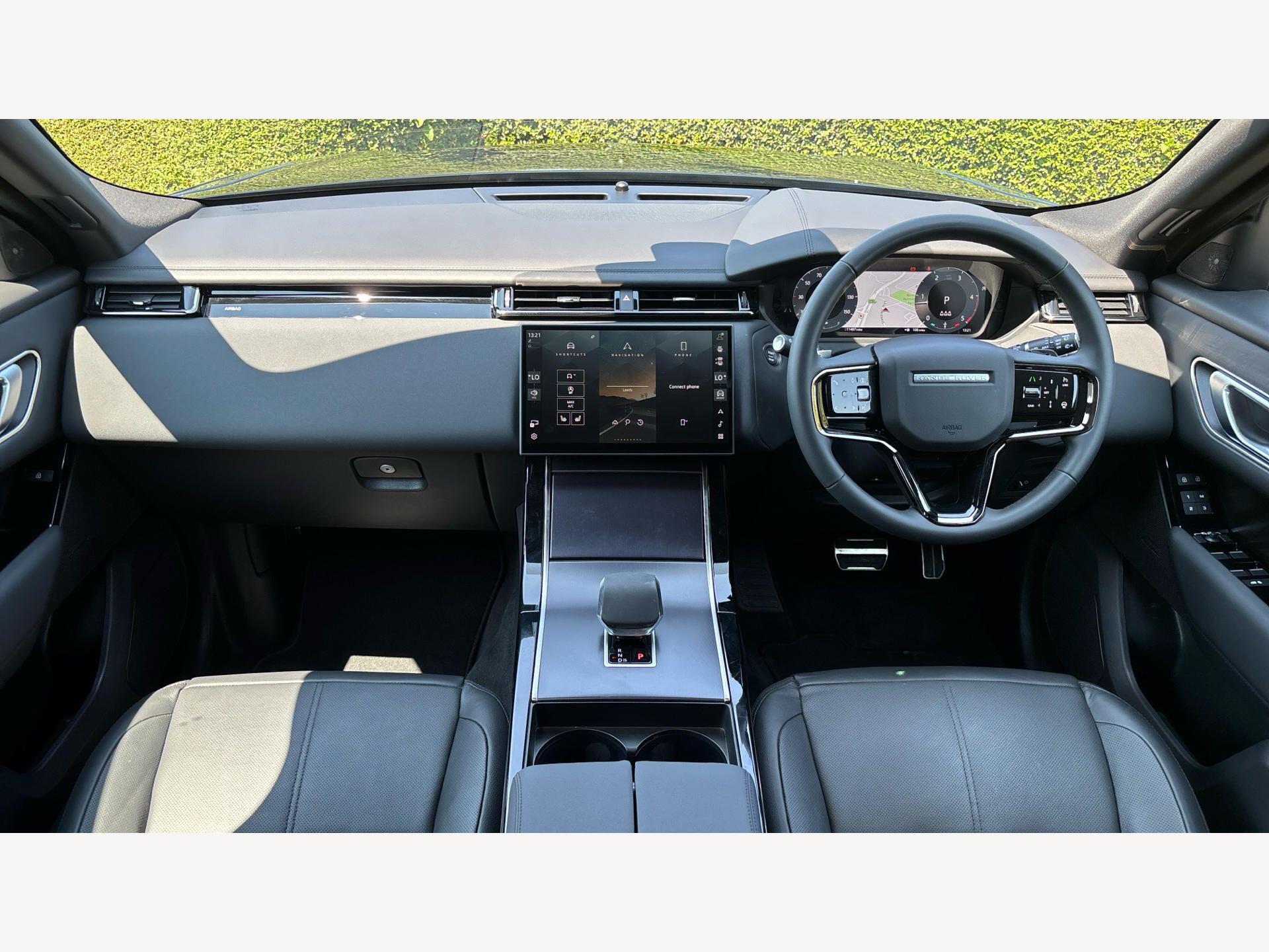 Land Rover Range Rover Velar view 11