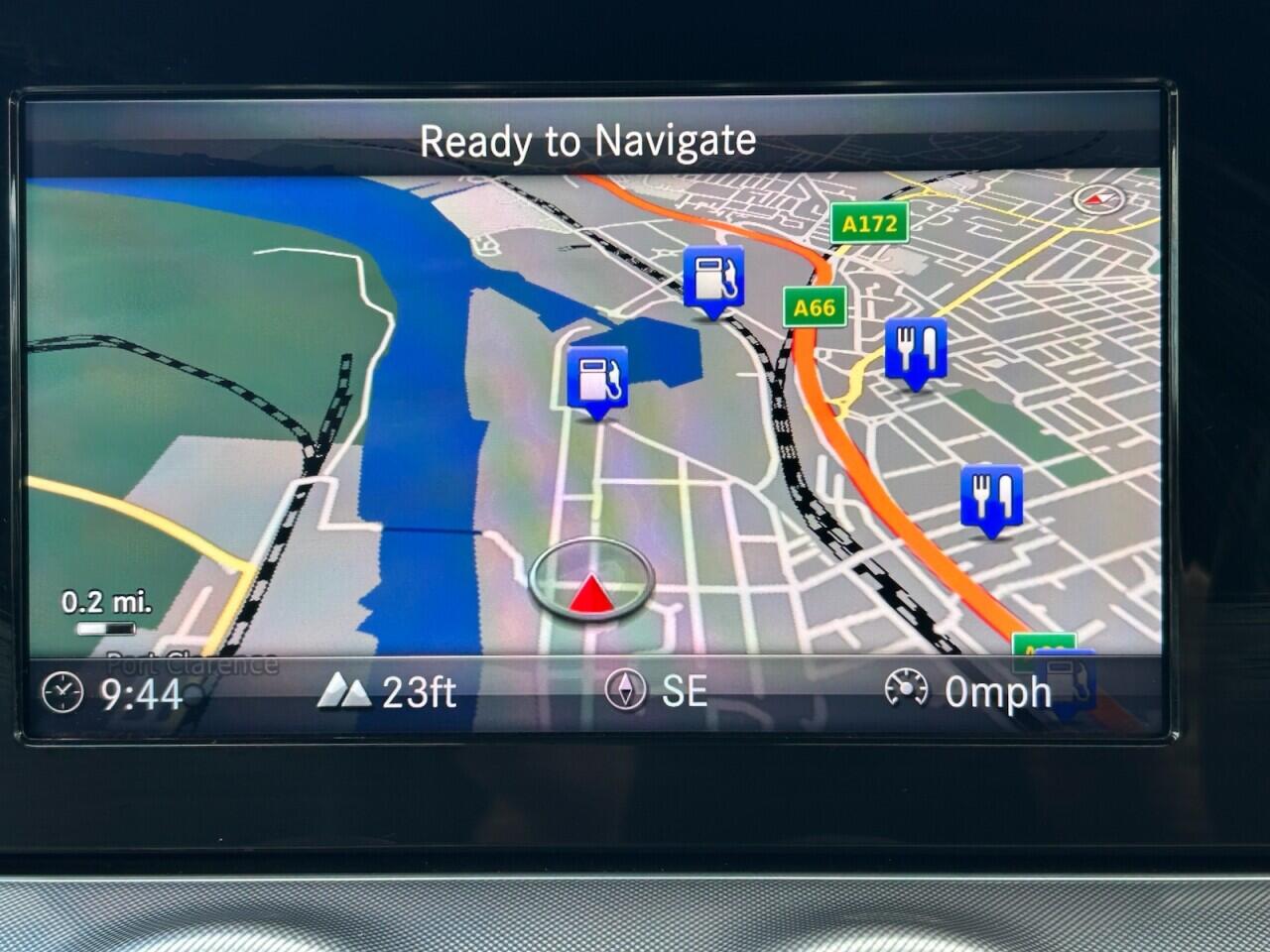 Mercedes-Benz E-Class view 37