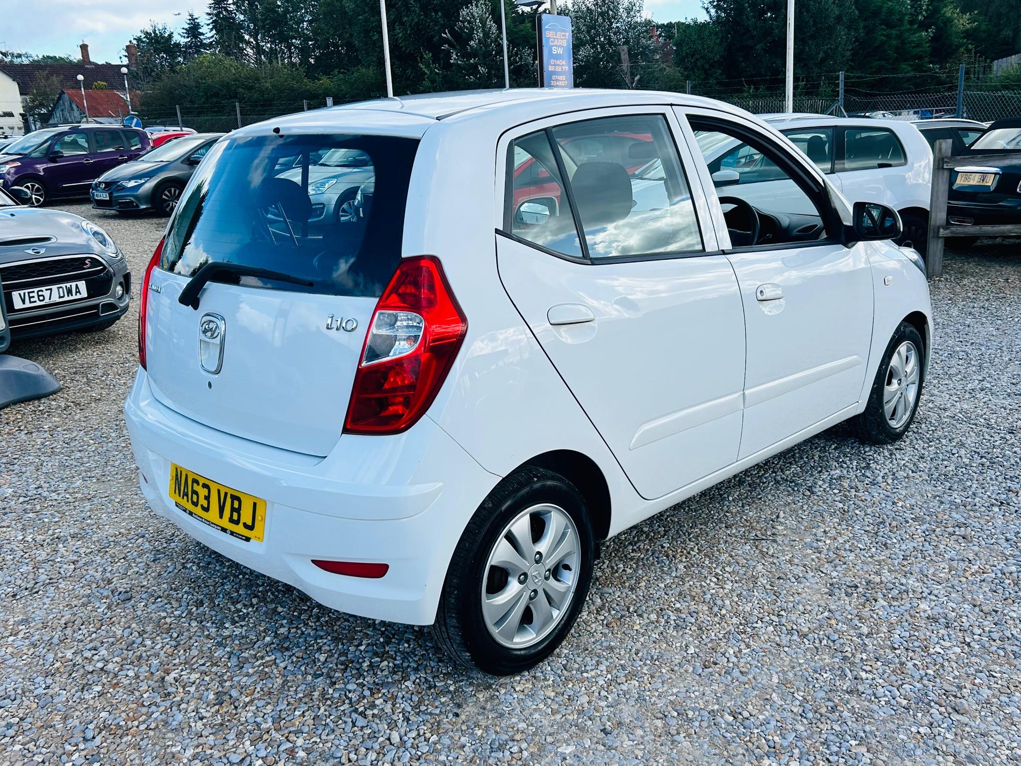 Hyundai i10 view 10