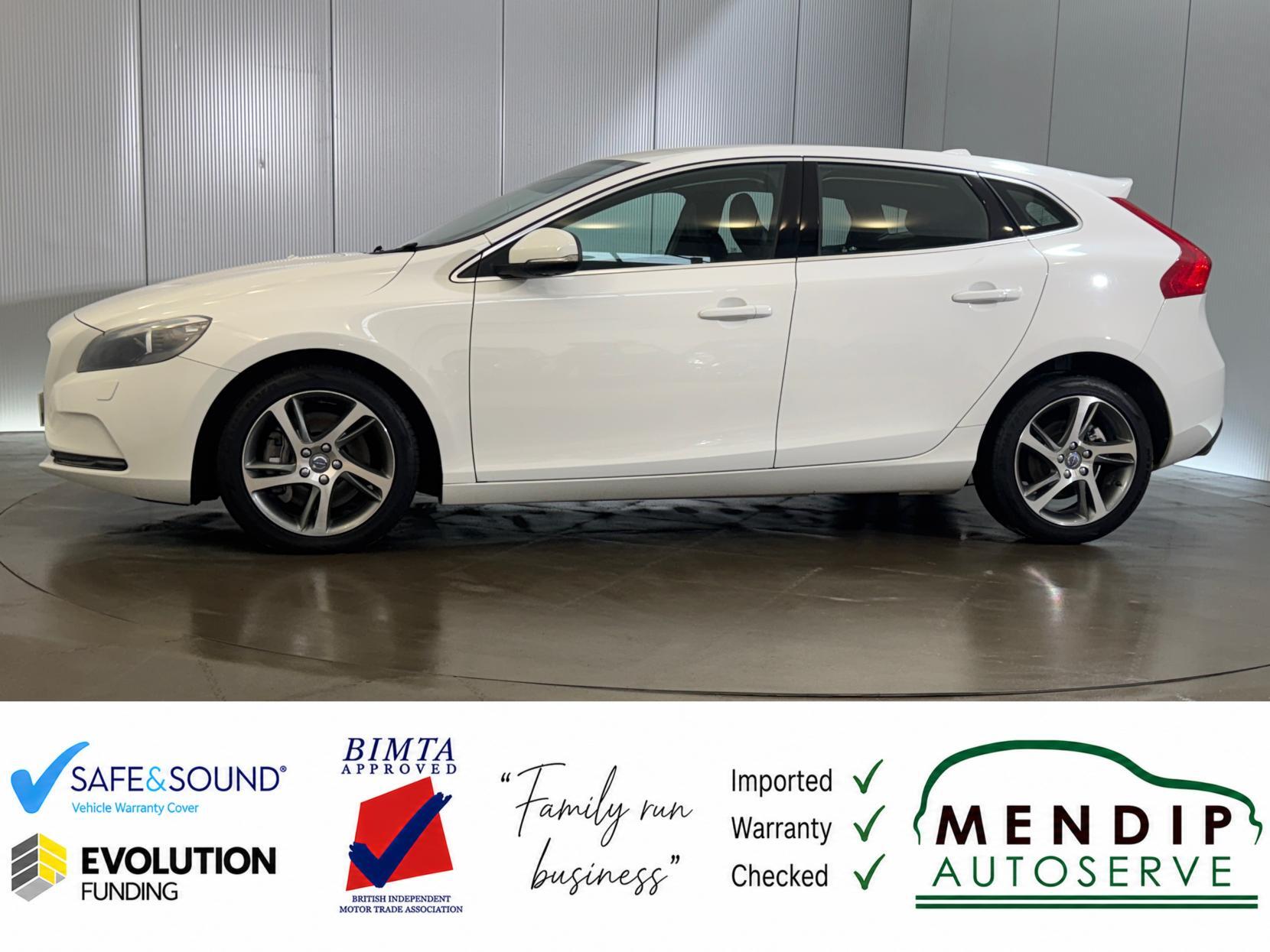 Volvo V40 view 5