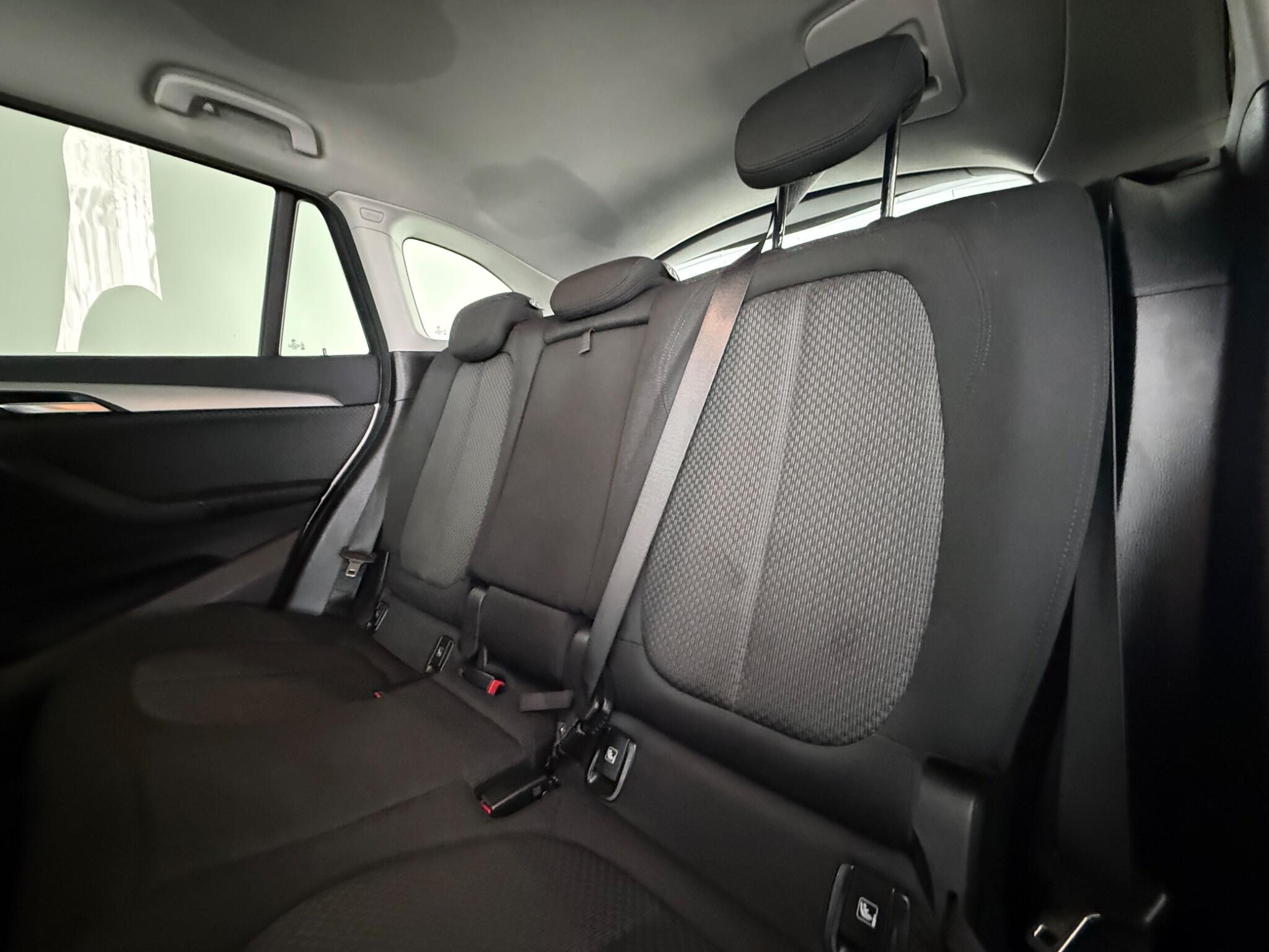 BMW X1 view 31