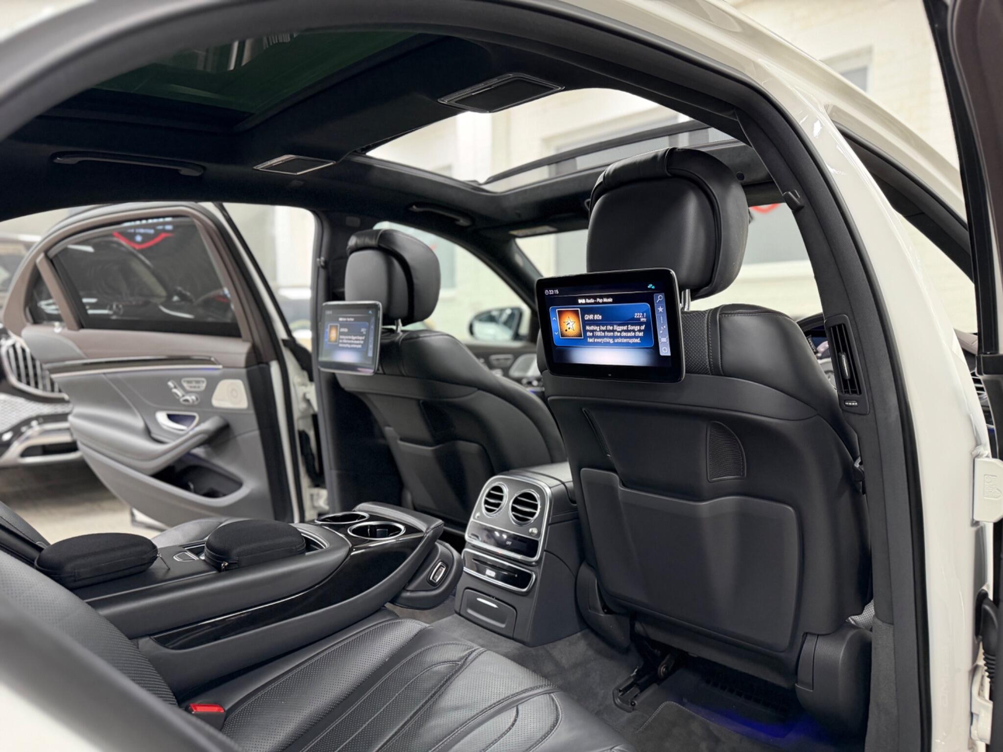 Mercedes-Benz S-Class view 14
