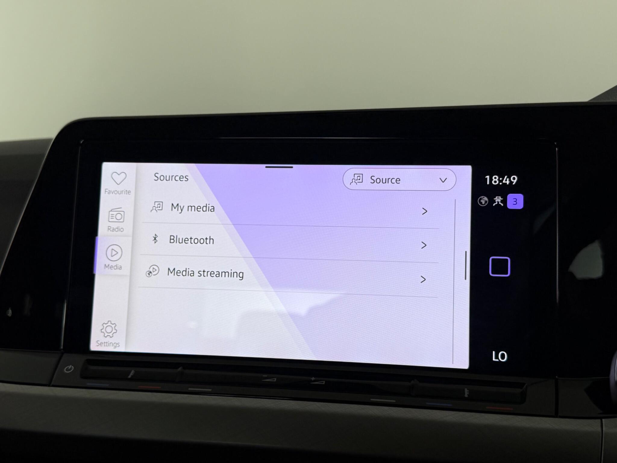 Volkswagen Golf view 23