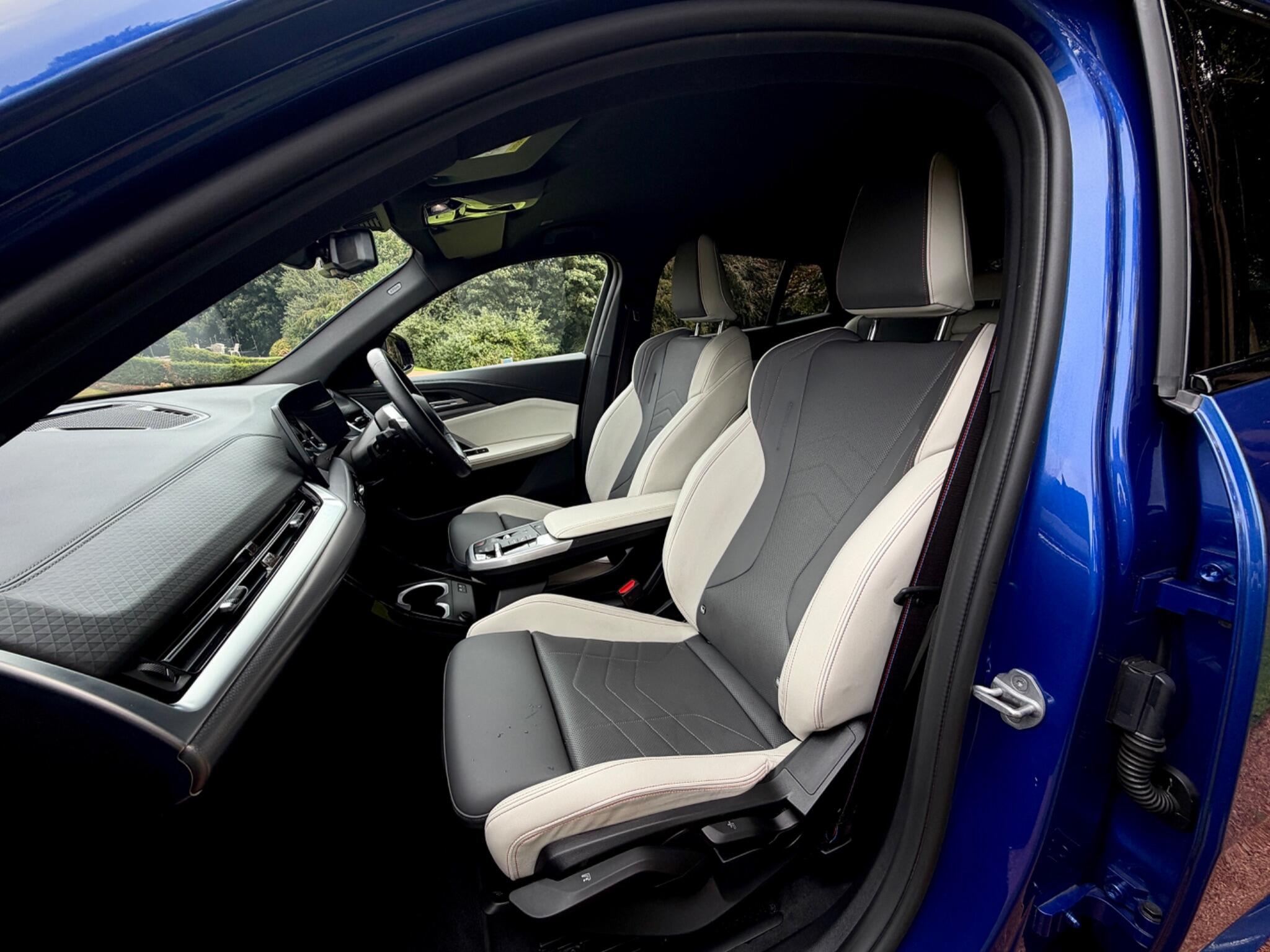 BMW X2 view 21
