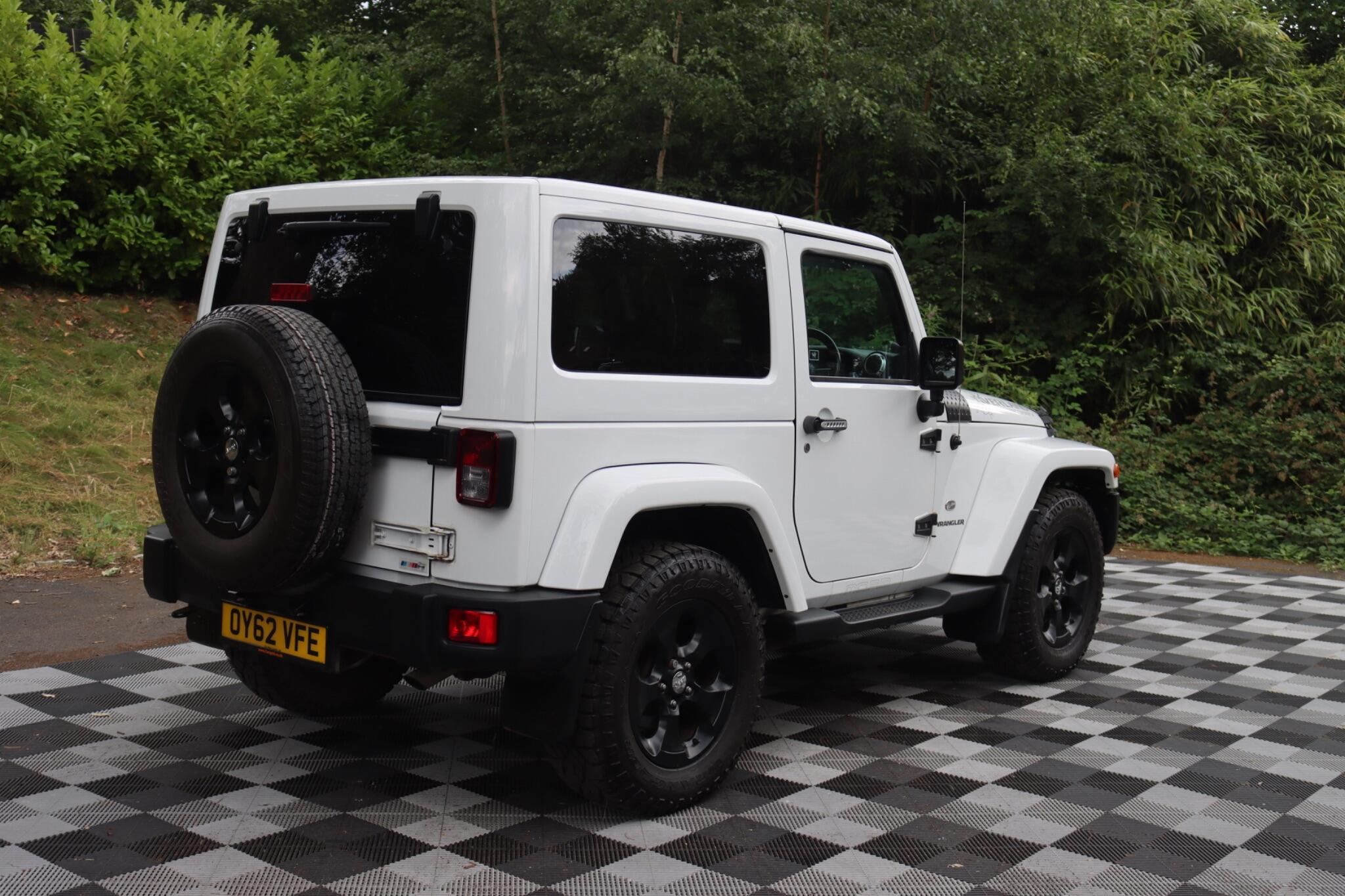 Jeep Wrangler view 20
