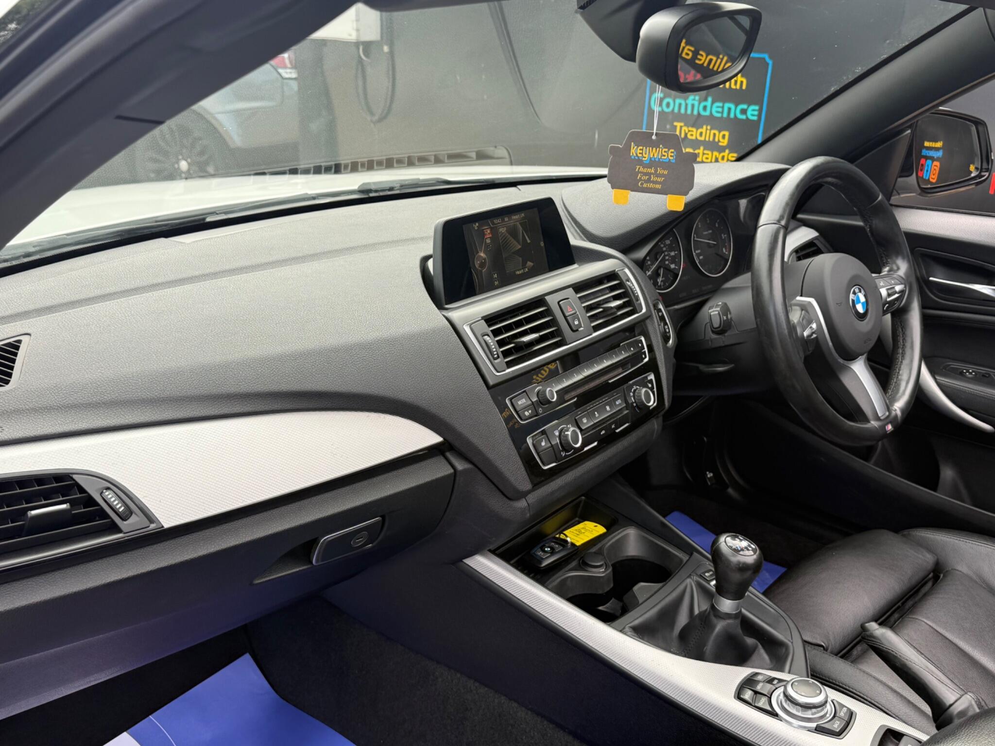 BMW 2 Series view 17