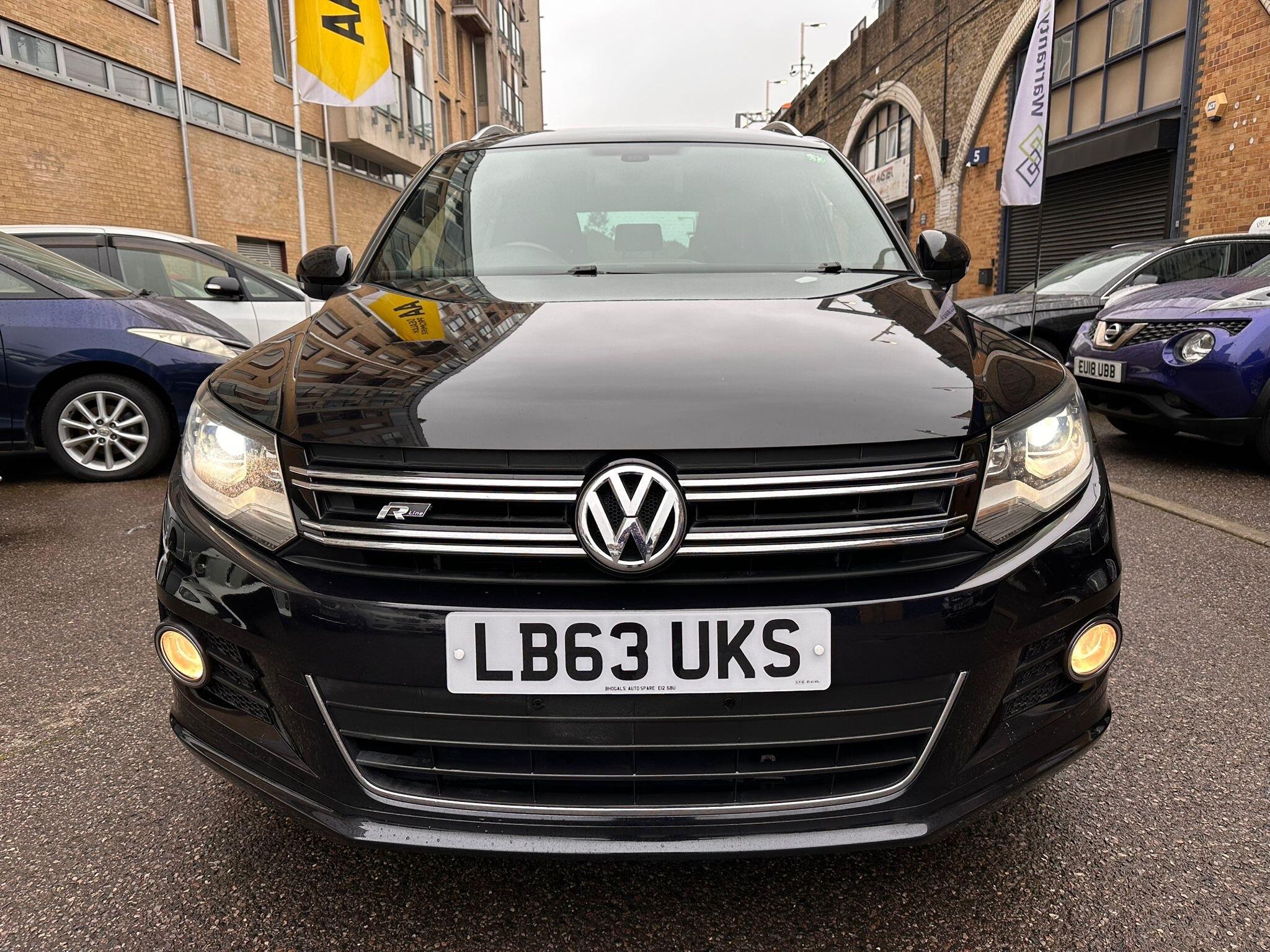 Volkswagen Tiguan view 5