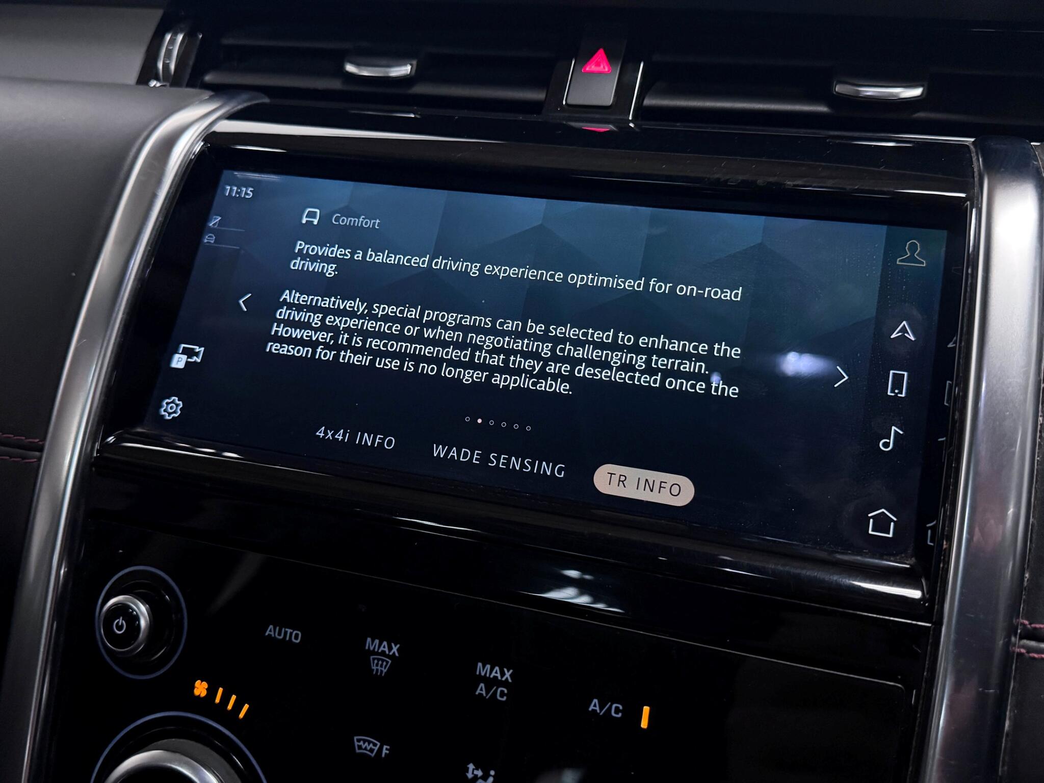 Land Rover Discovery Sport view 56