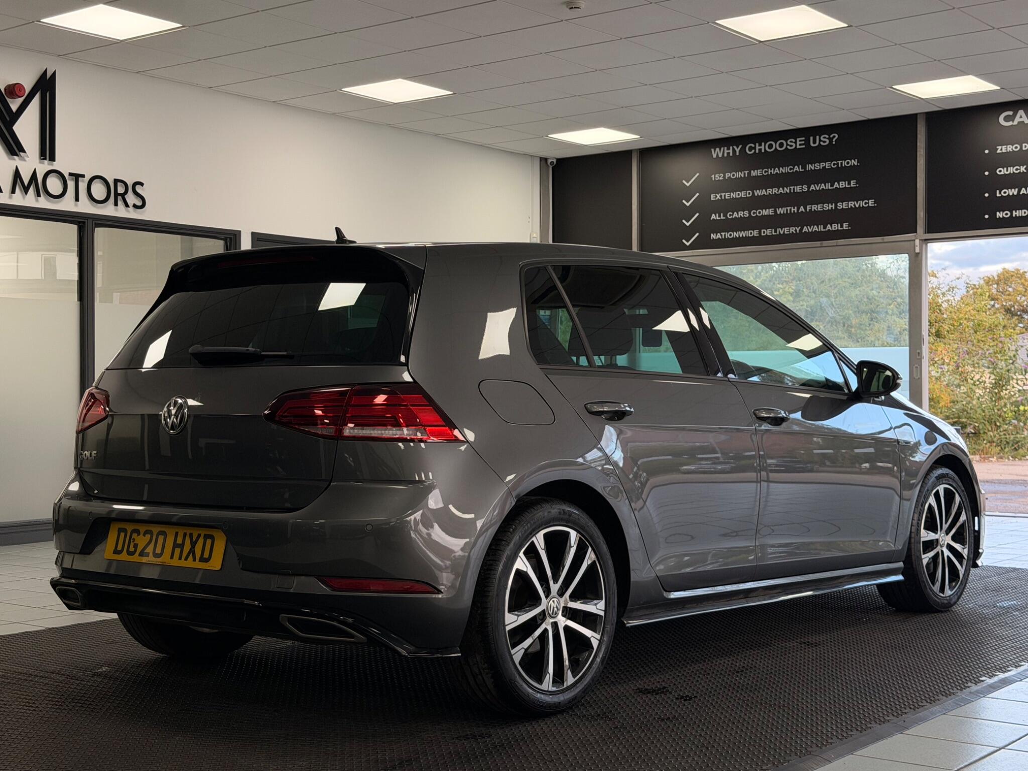 Volkswagen Golf view 10