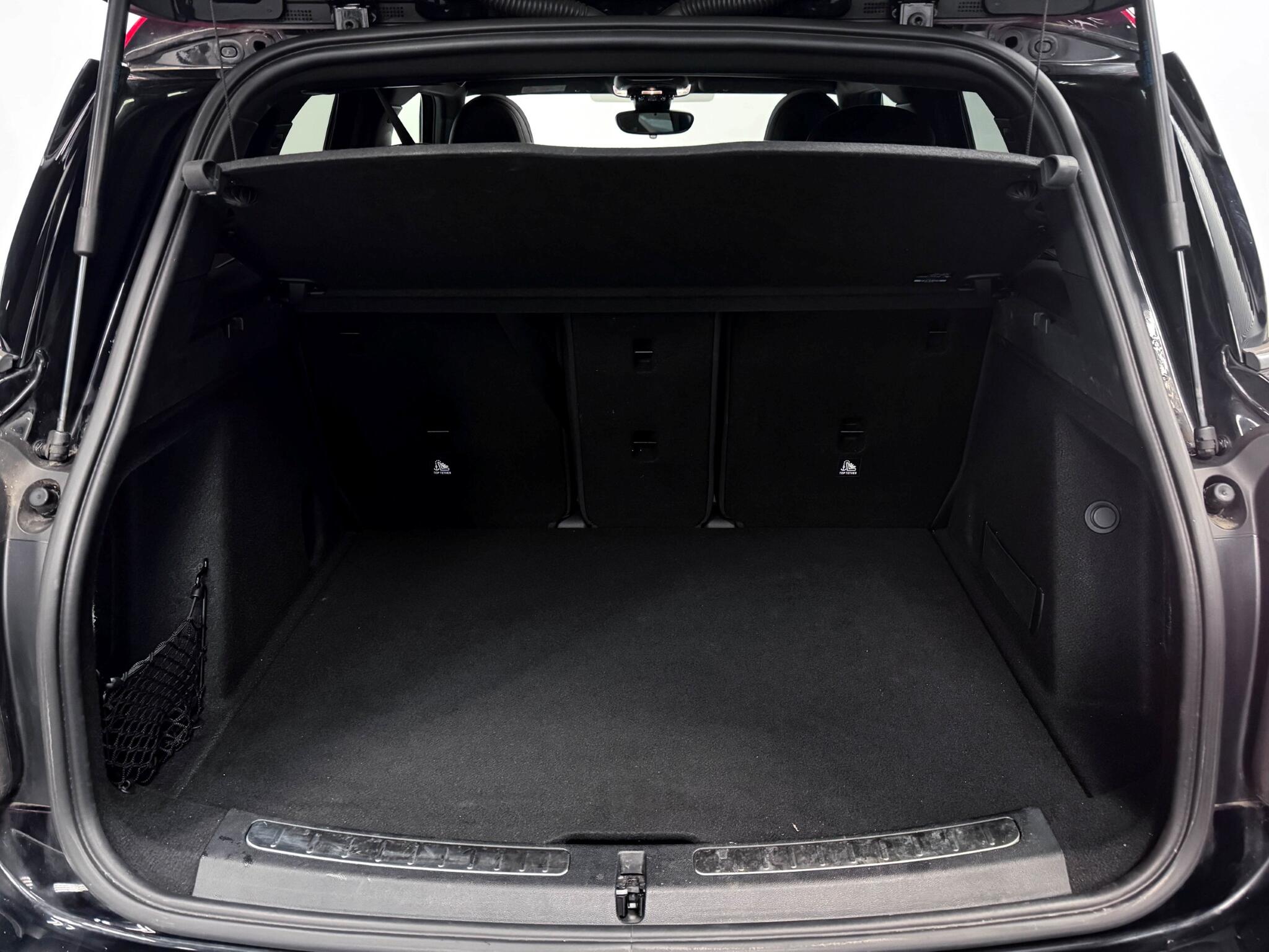 MINI Countryman view 7