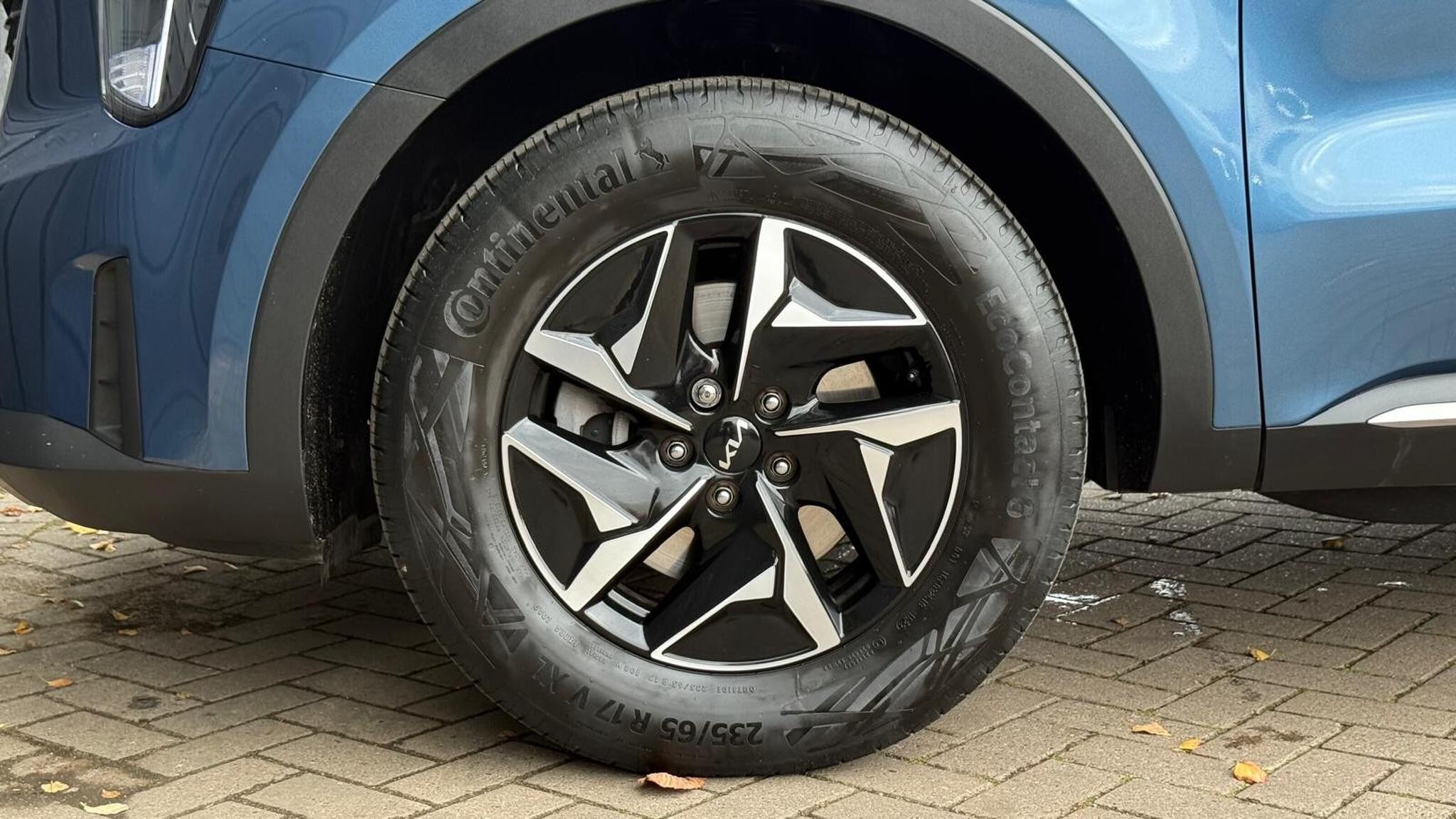 Kia Sorento view 13