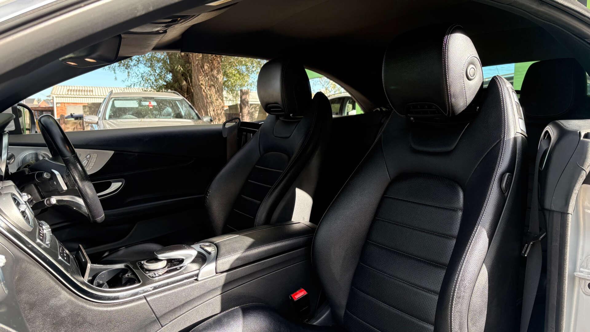 Mercedes-Benz C-Class view 11