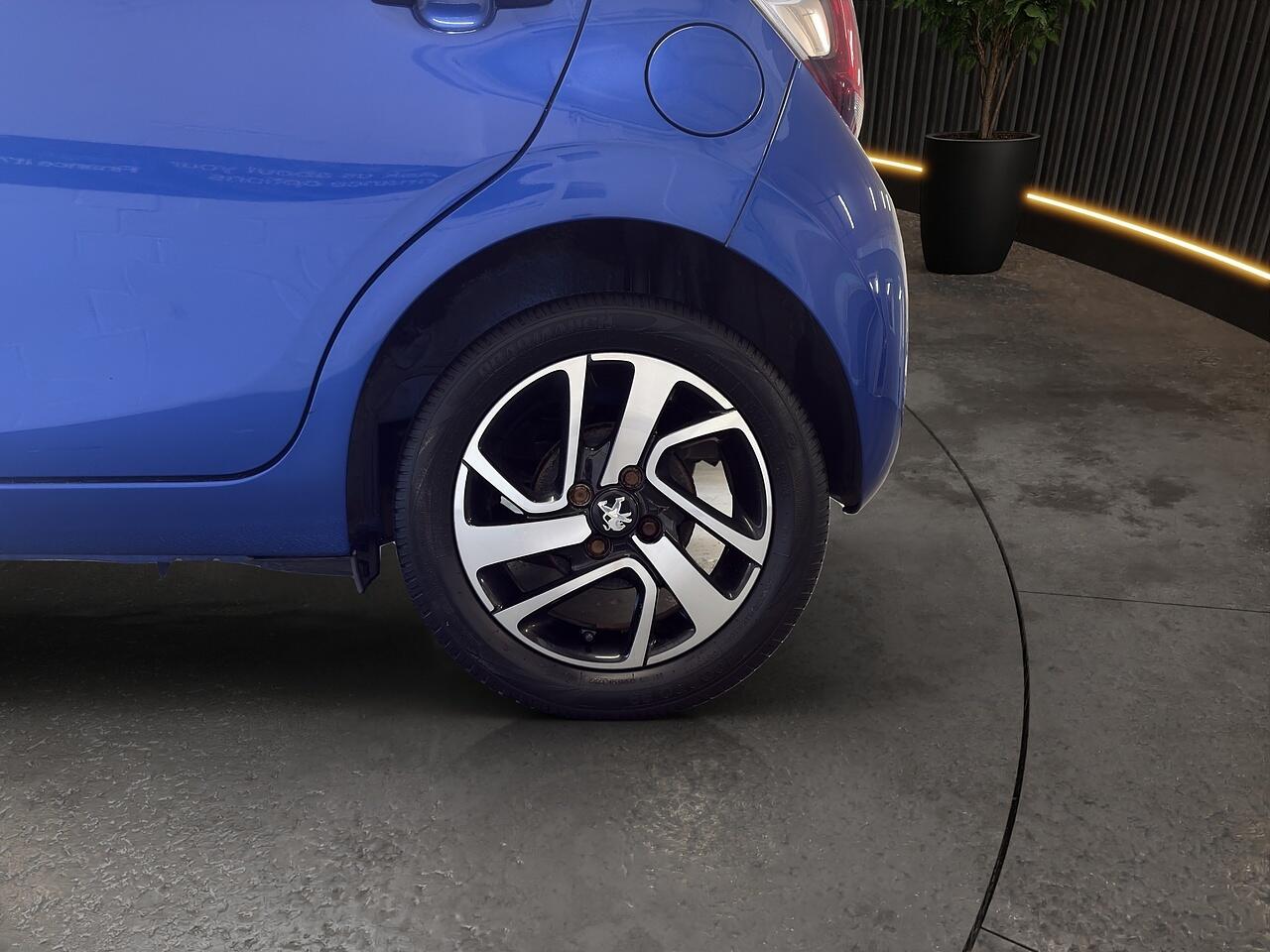 Peugeot 108 view 31