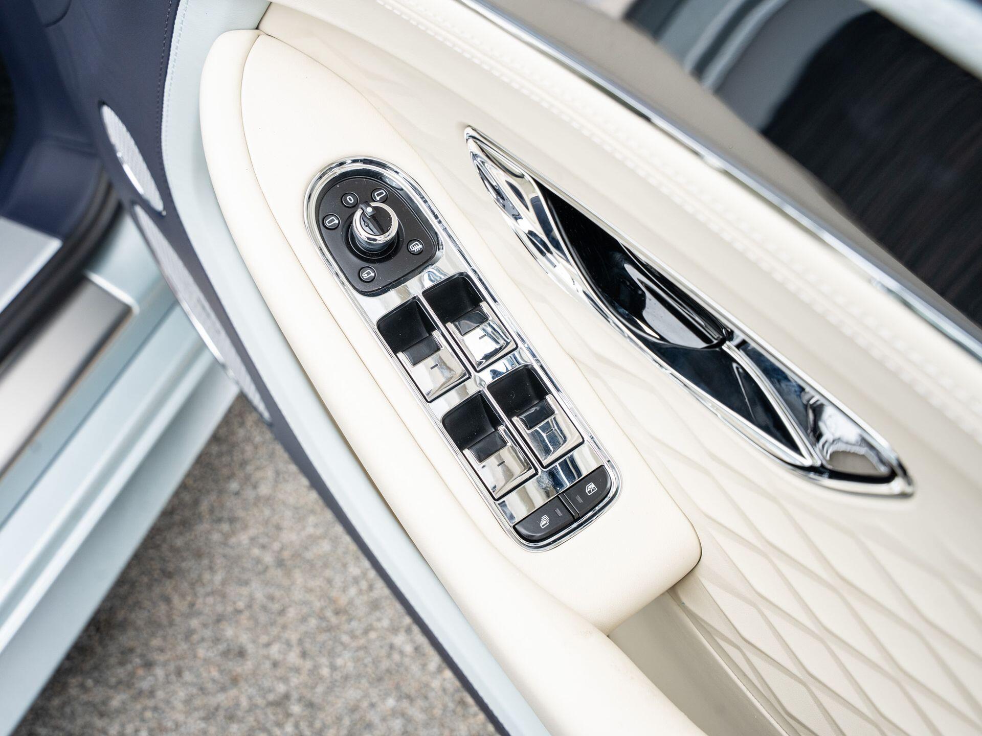 Bentley Continental view 29