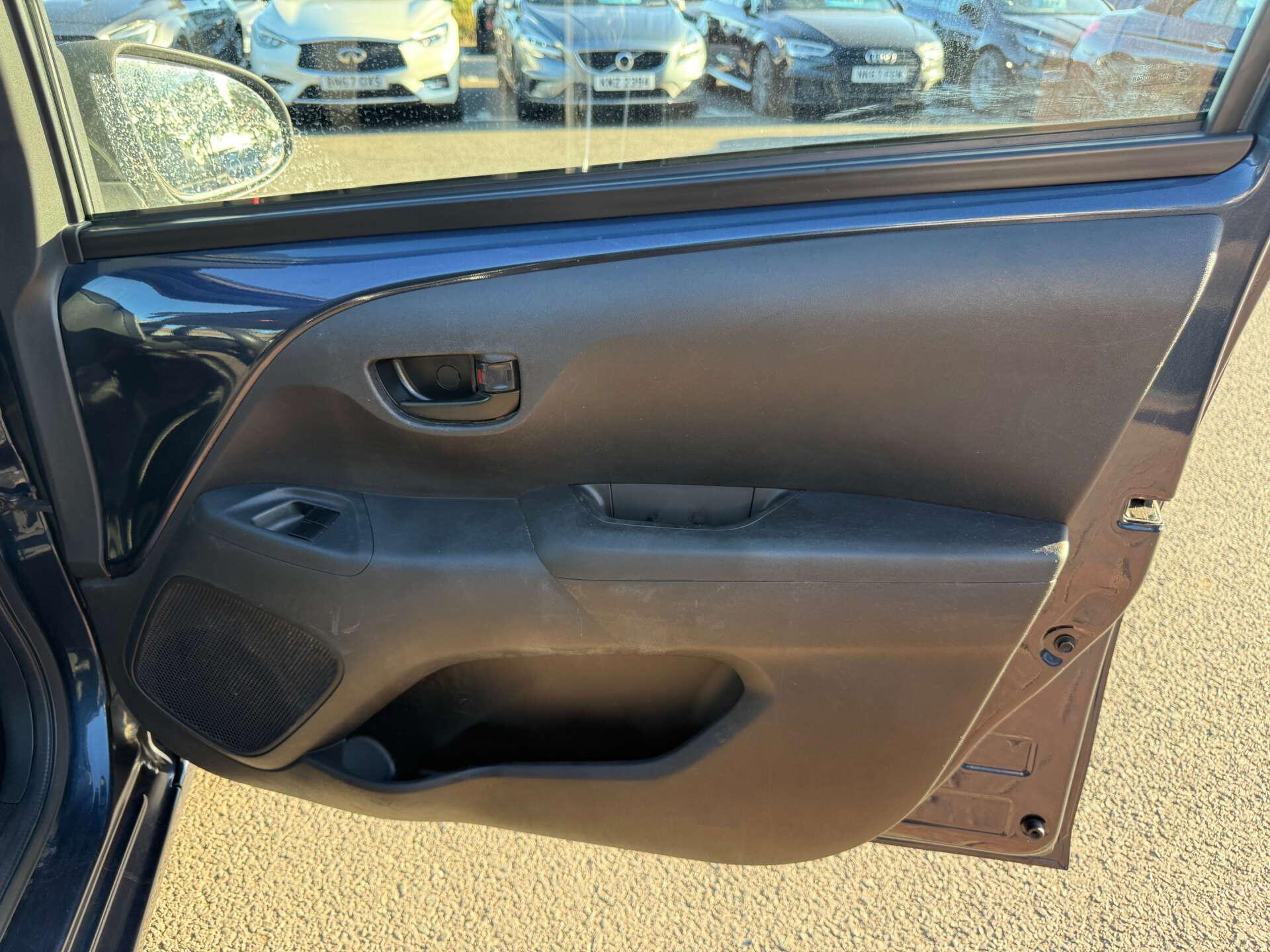 Peugeot 108 view 32