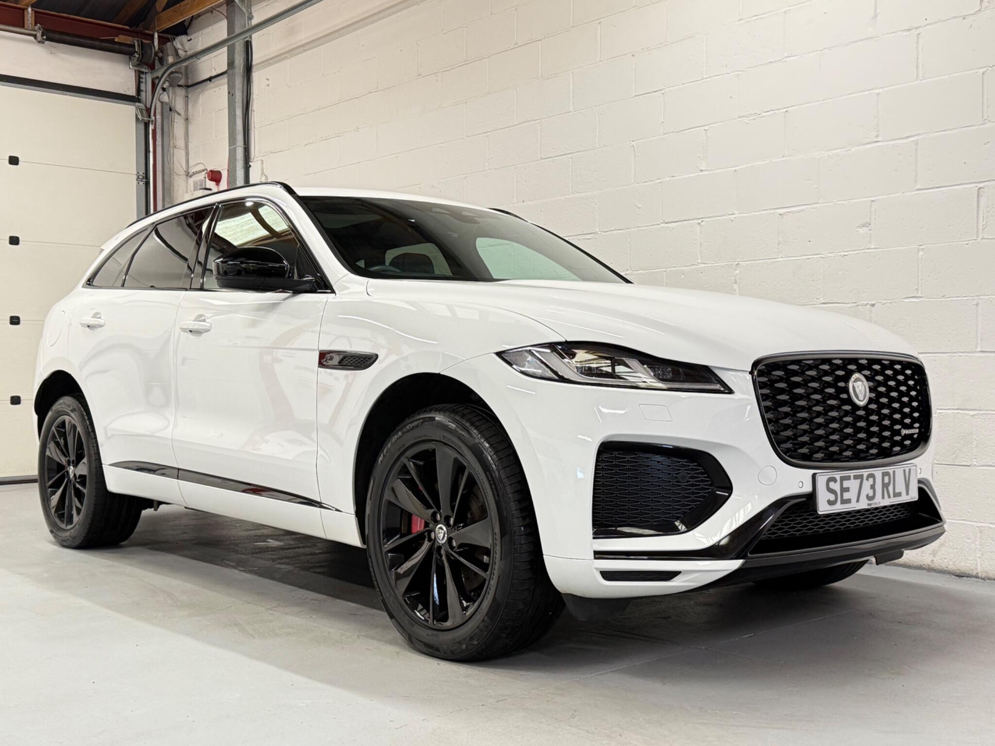 Jaguar F-Pace view 7