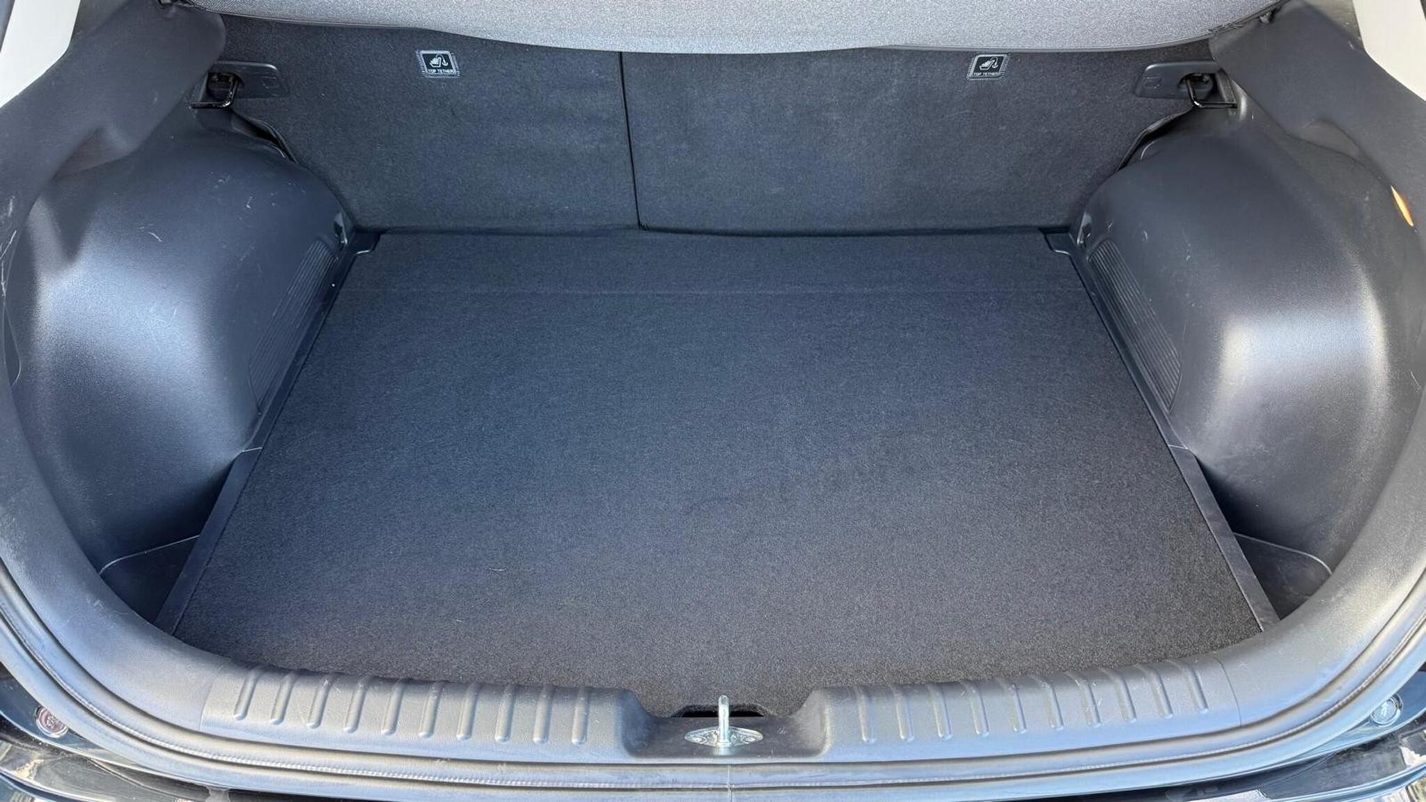 Kia Niro view 9