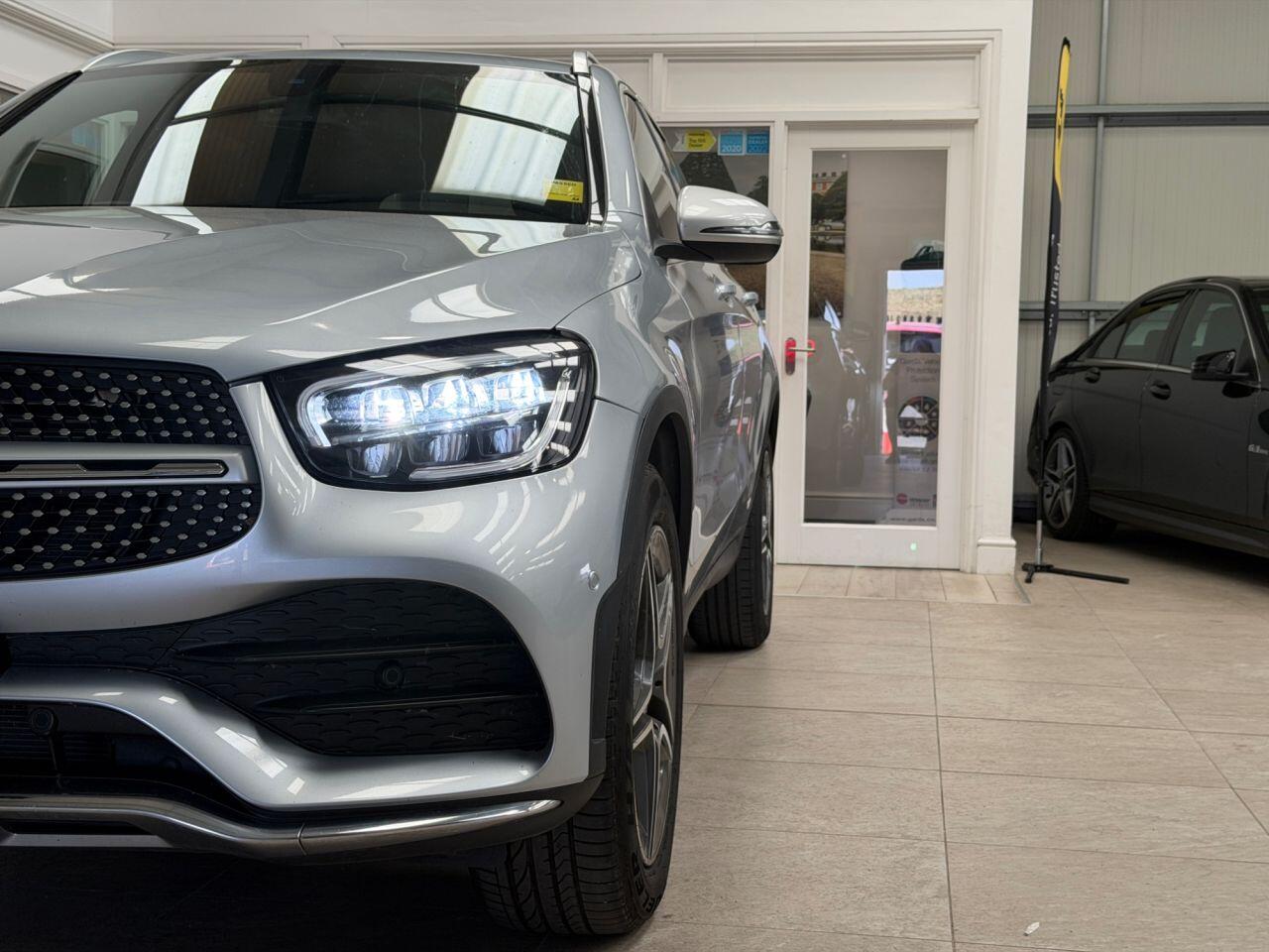 Mercedes-Benz GLC view 11