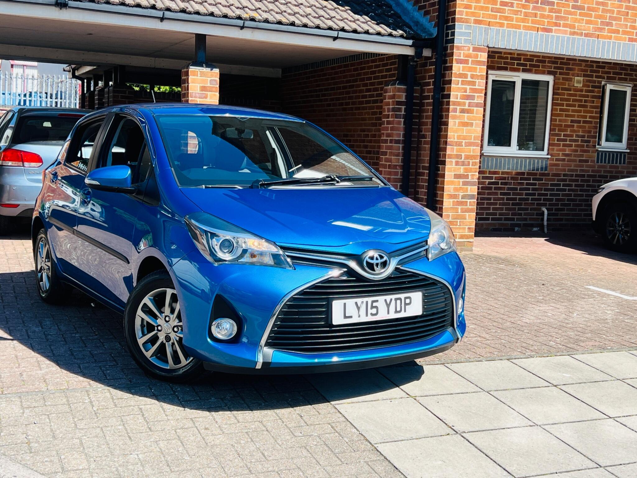 Toyota Yaris view 5
