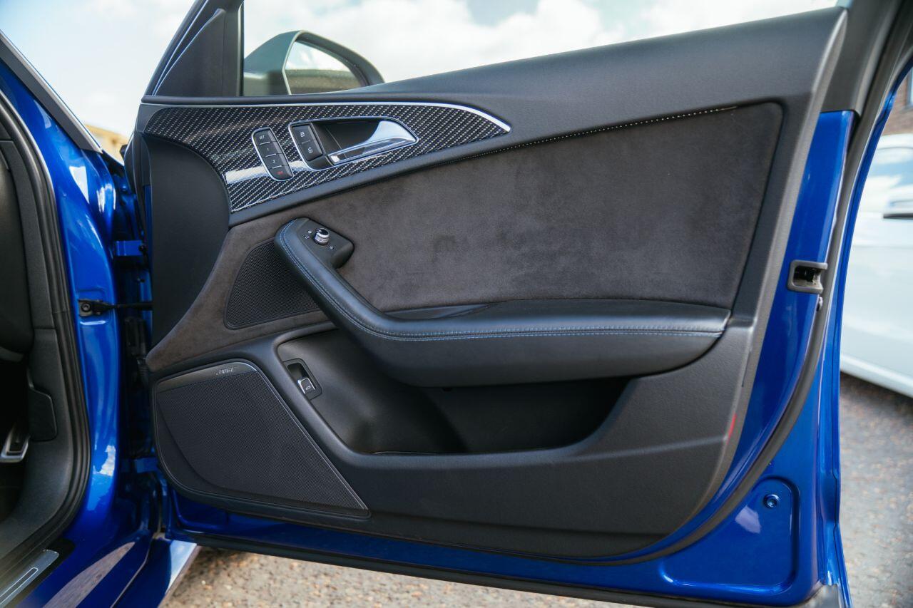 Audi RS6 view 42