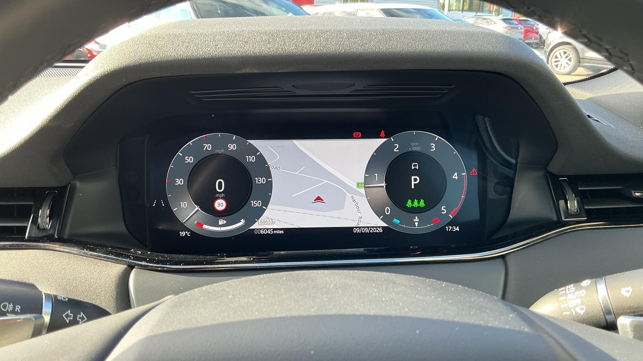 Land Rover Range Rover Evoque view 16