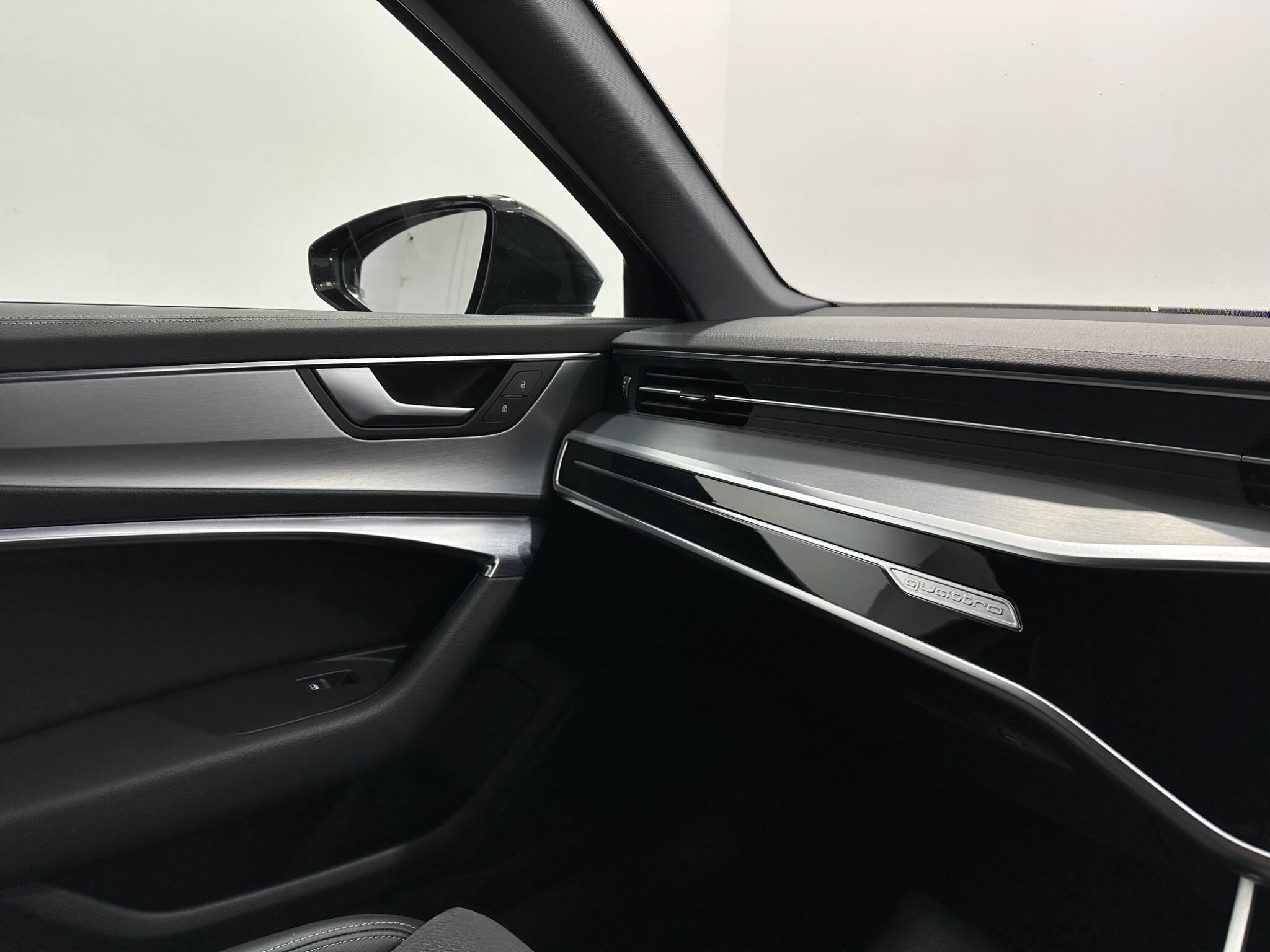 Audi A6 Saloon view 27
