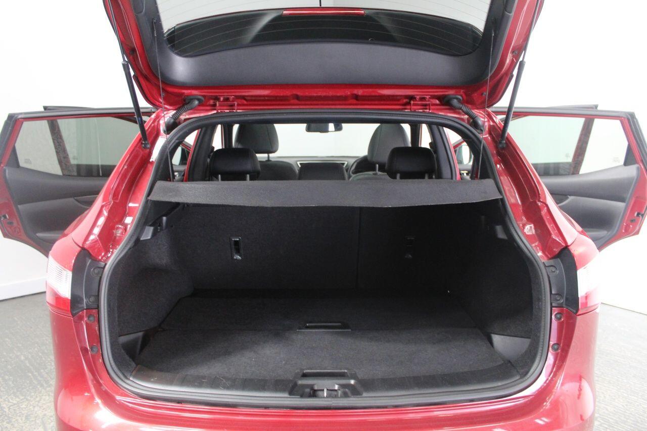 Nissan Qashqai view 23