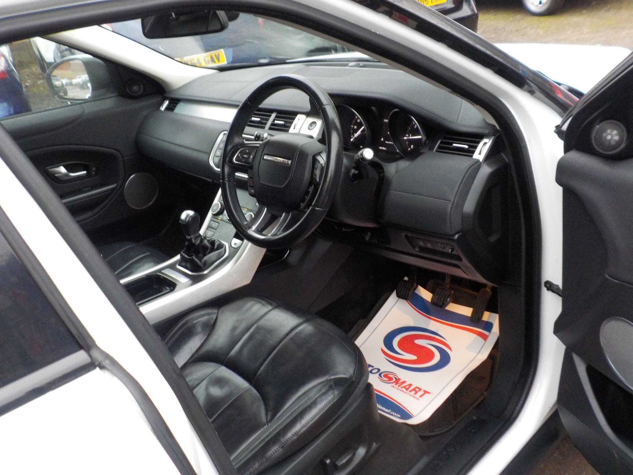 Land Rover Range Rover Evoque 2.0 eD4 SE FWD Euro 6 (s/s) 5dr