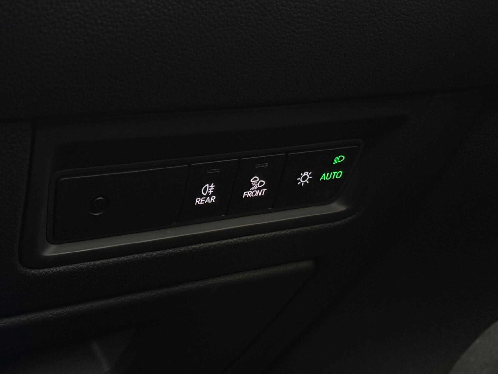 Volkswagen Touareg view 19