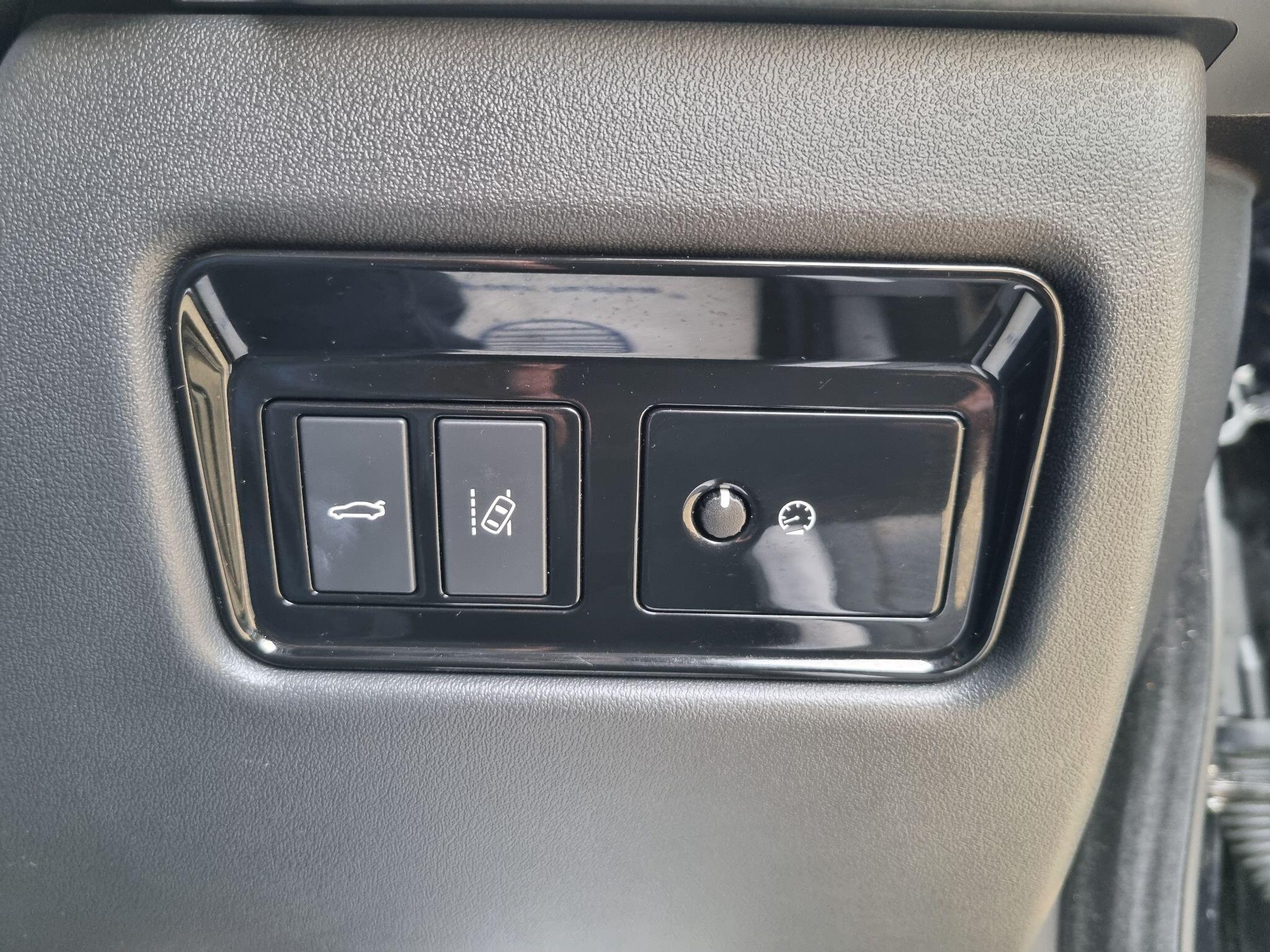 Jaguar Xe view 62