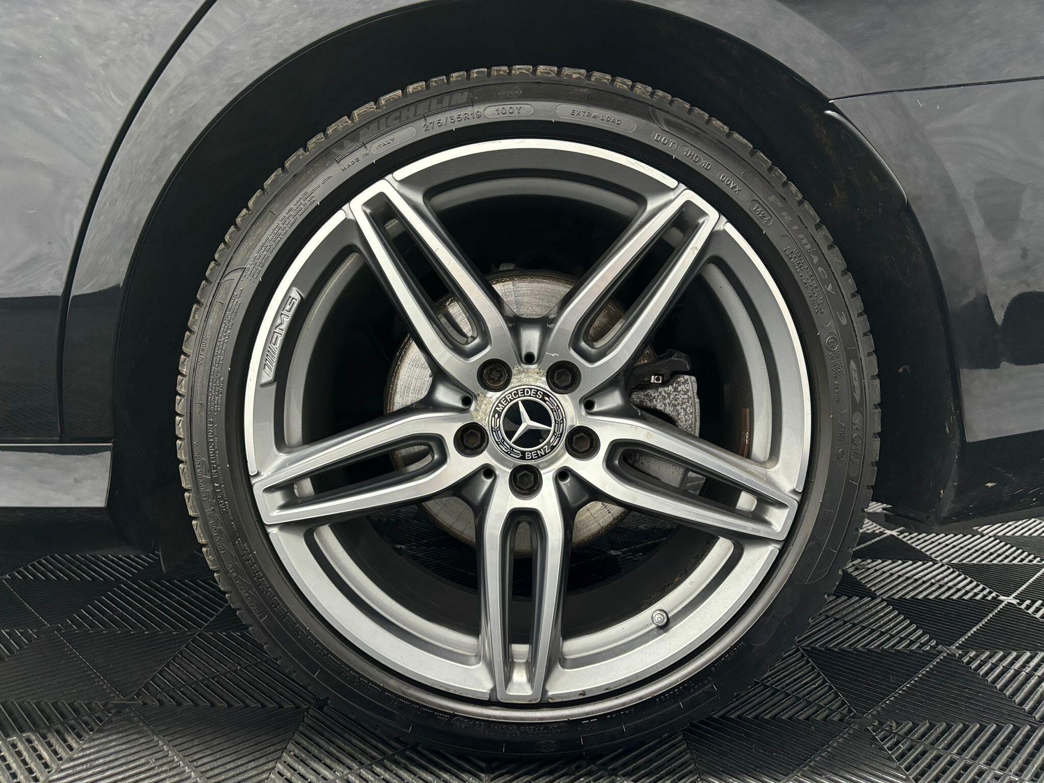 Mercedes-Benz E-Class view 19