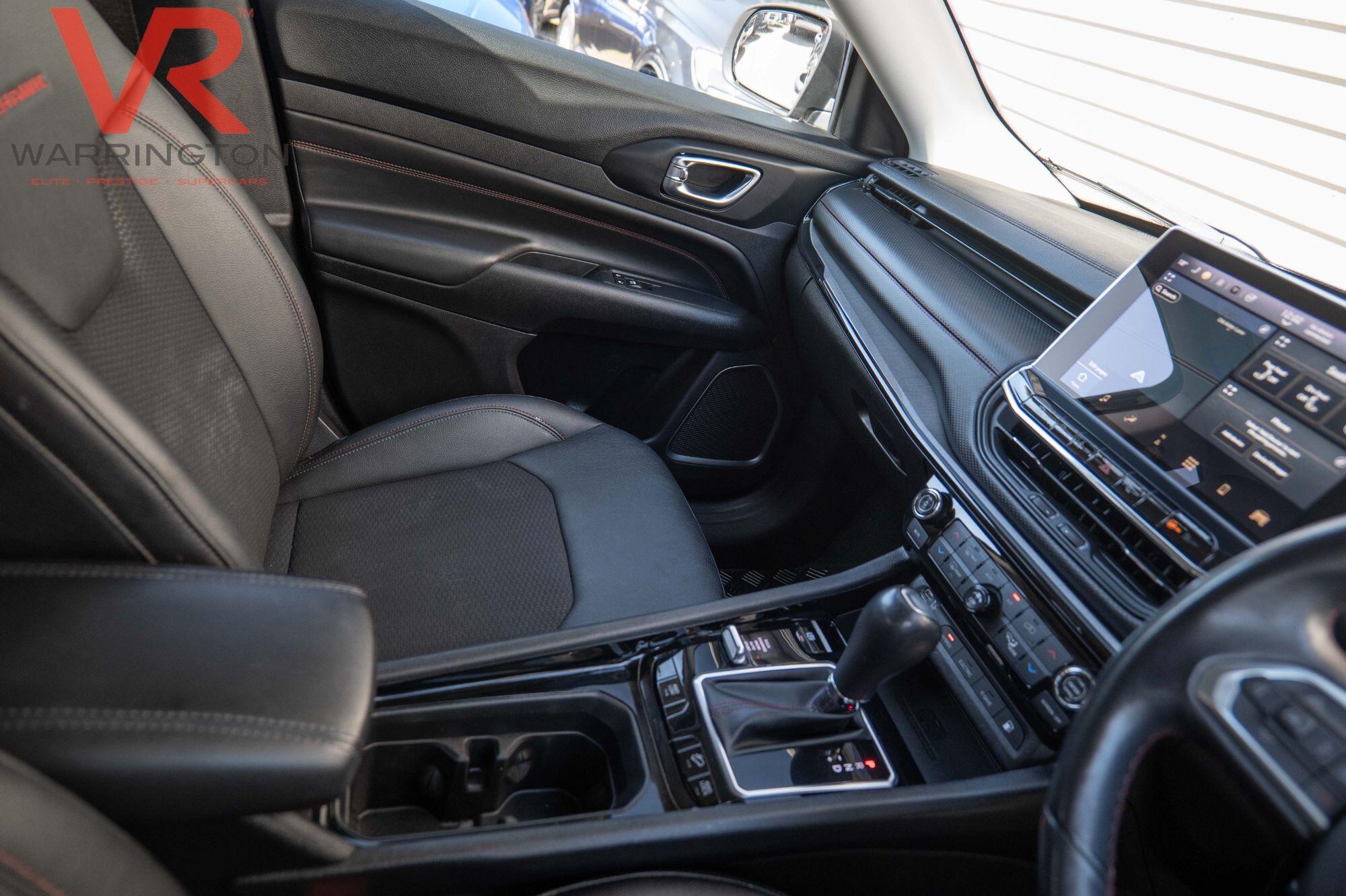 Jeep Compass view 23
