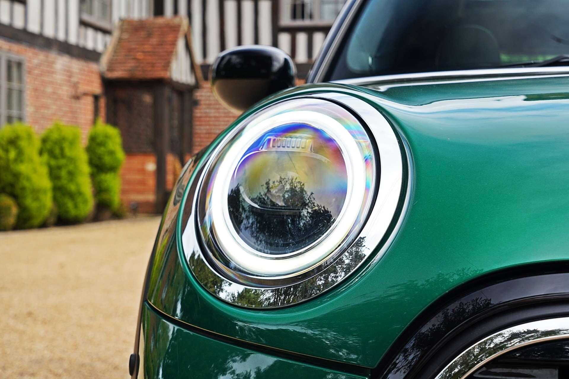 Mini Hatch view 9