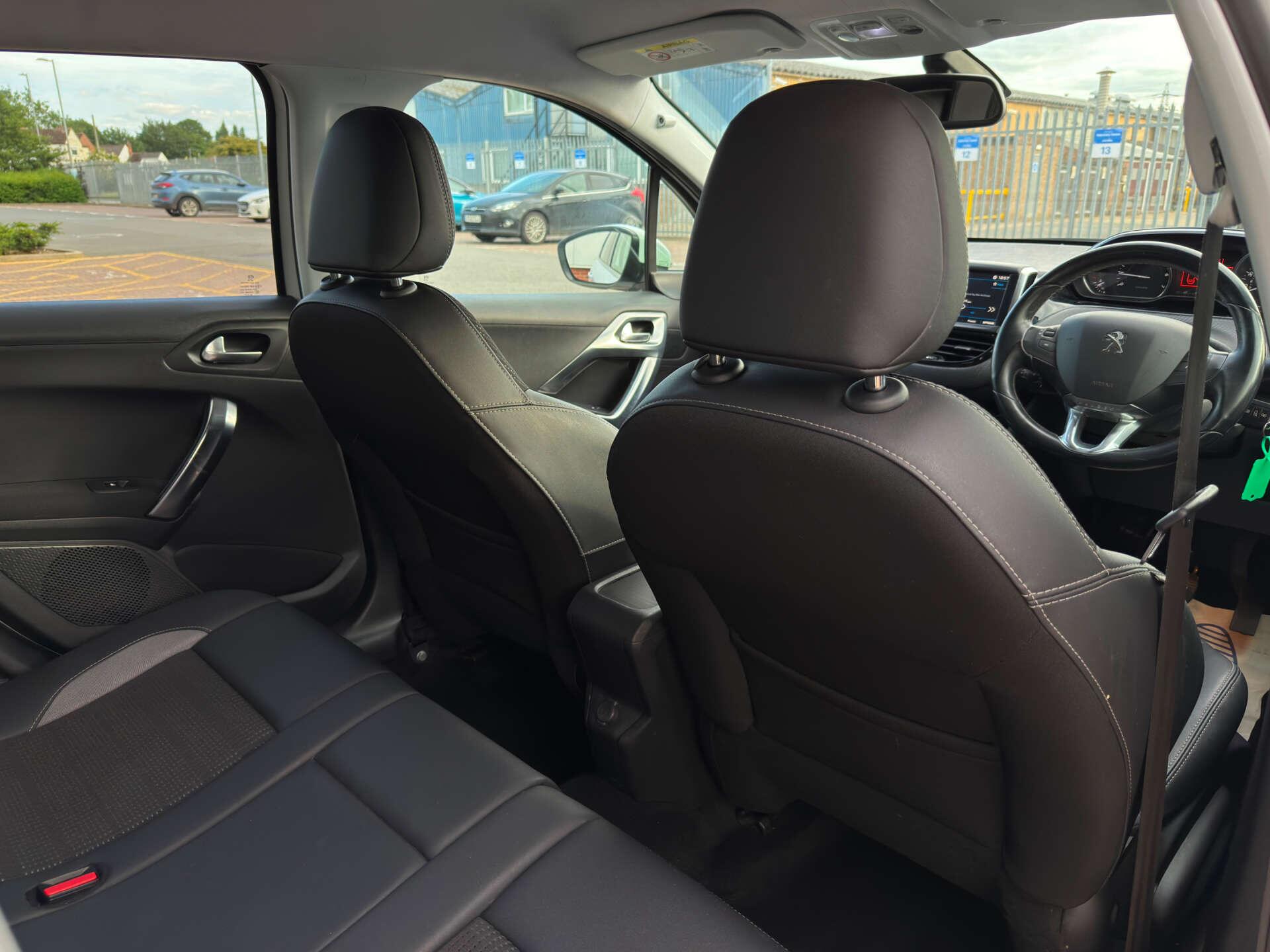 Peugeot 2008 view 26
