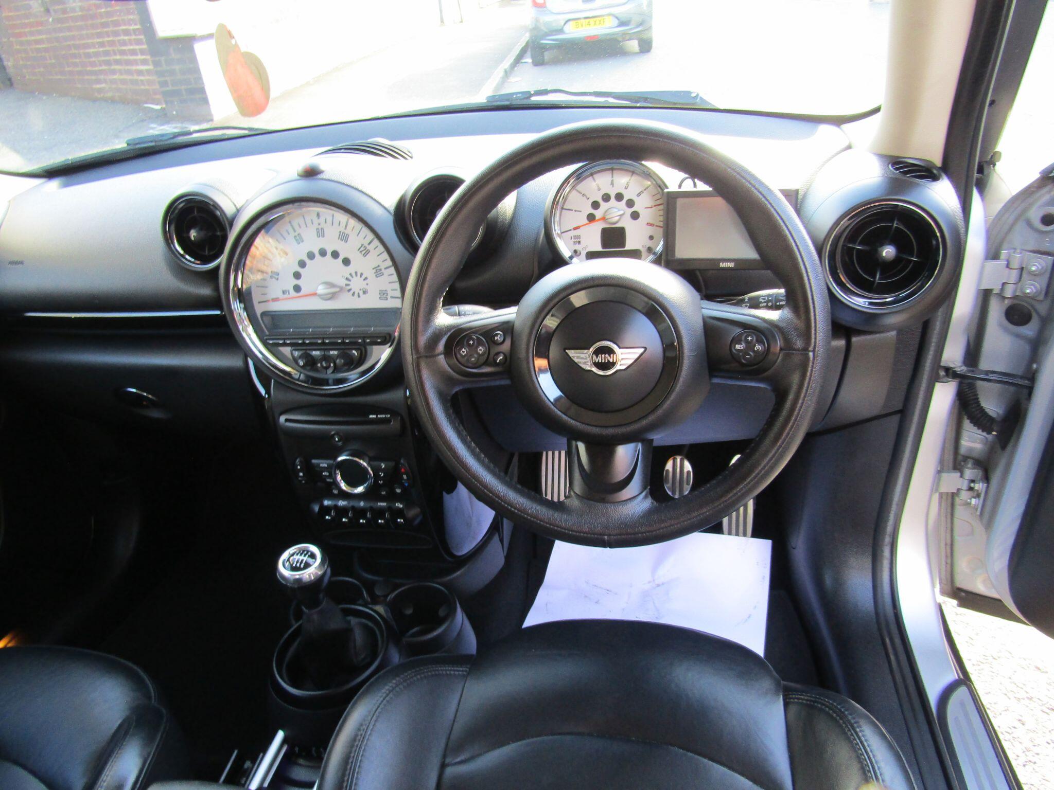 Mini Paceman view 12