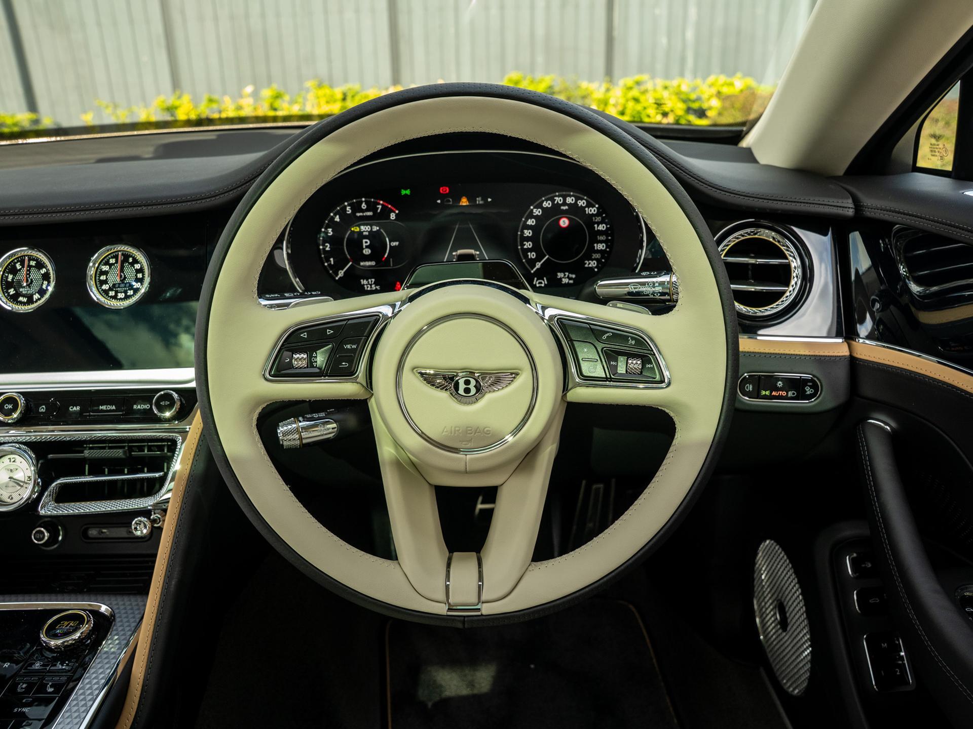 Bentley Flying Spur view 19