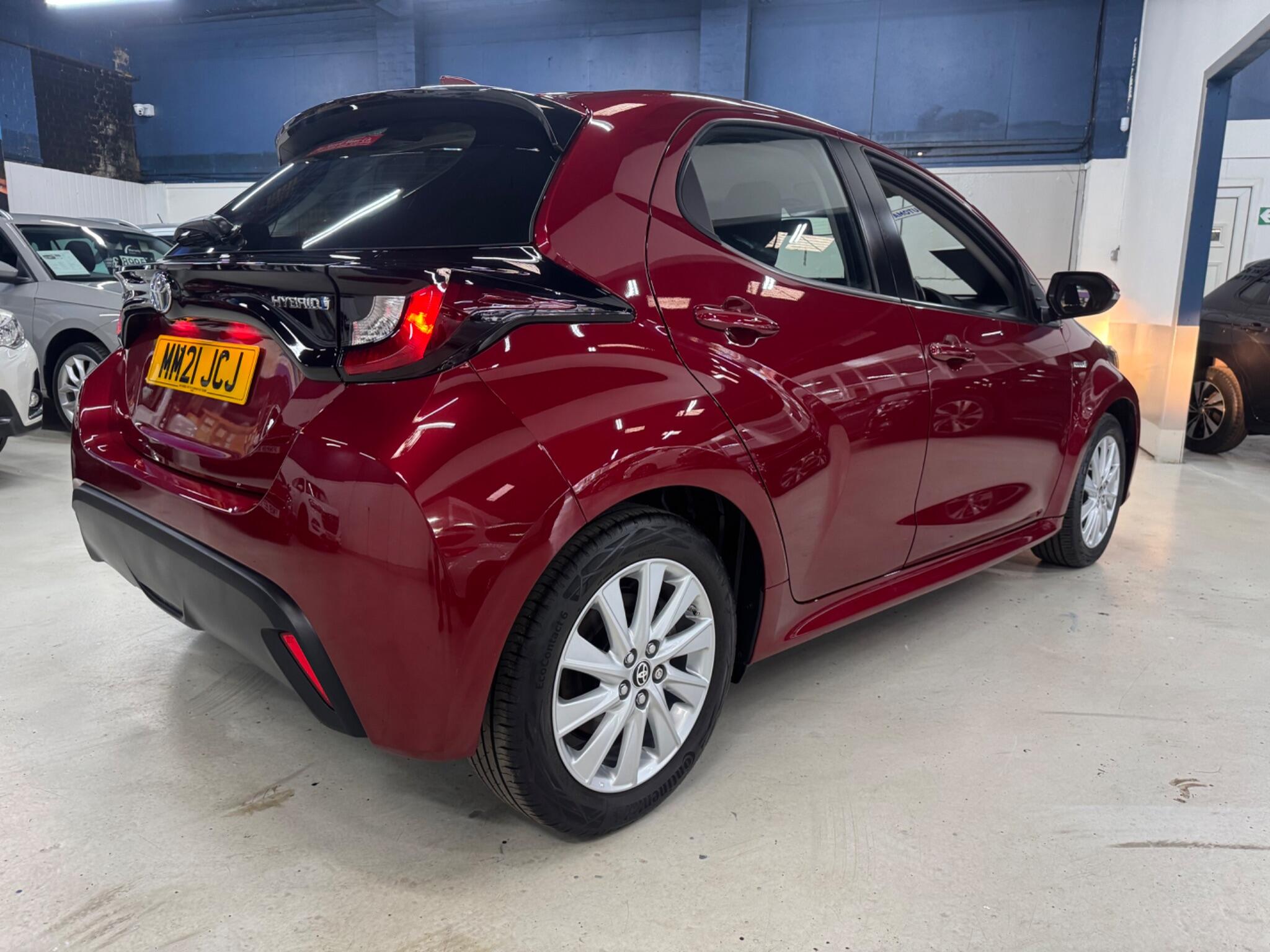 Toyota Yaris view 6