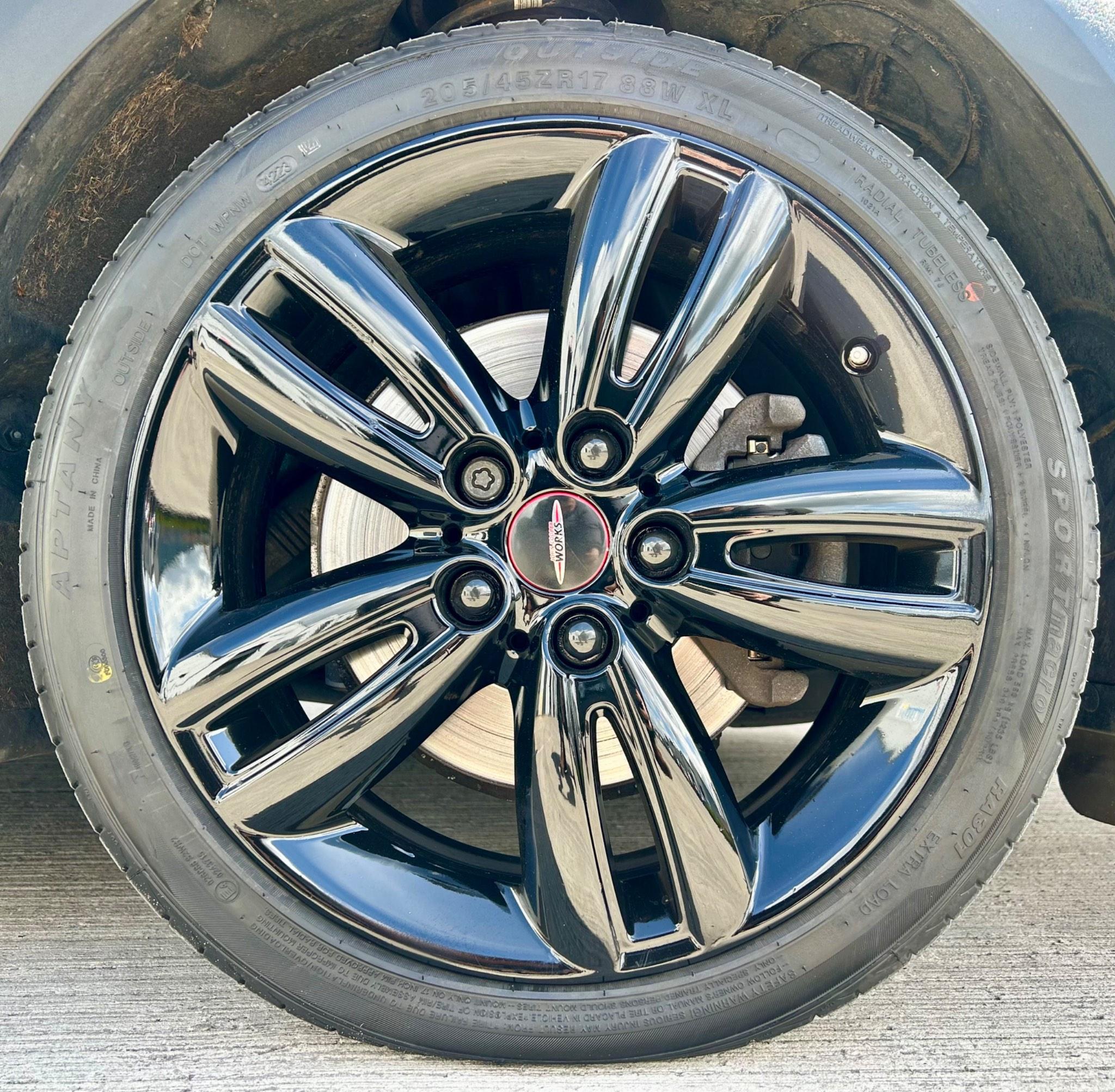 MINI Hatch view 17