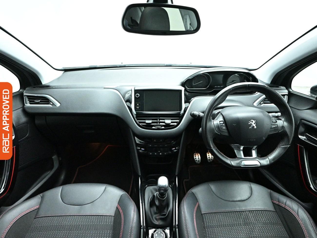 Peugeot 2008 view 2