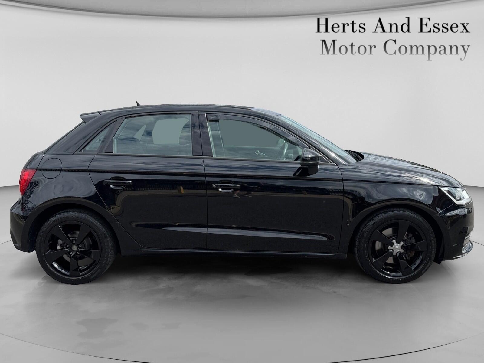Audi A1 view 7