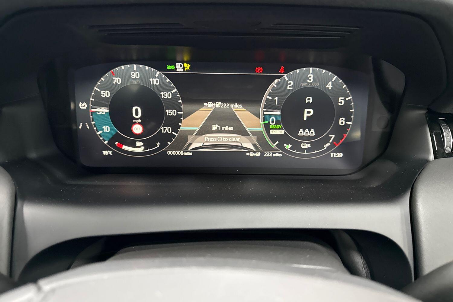 Land Rover Discovery Sport view 10