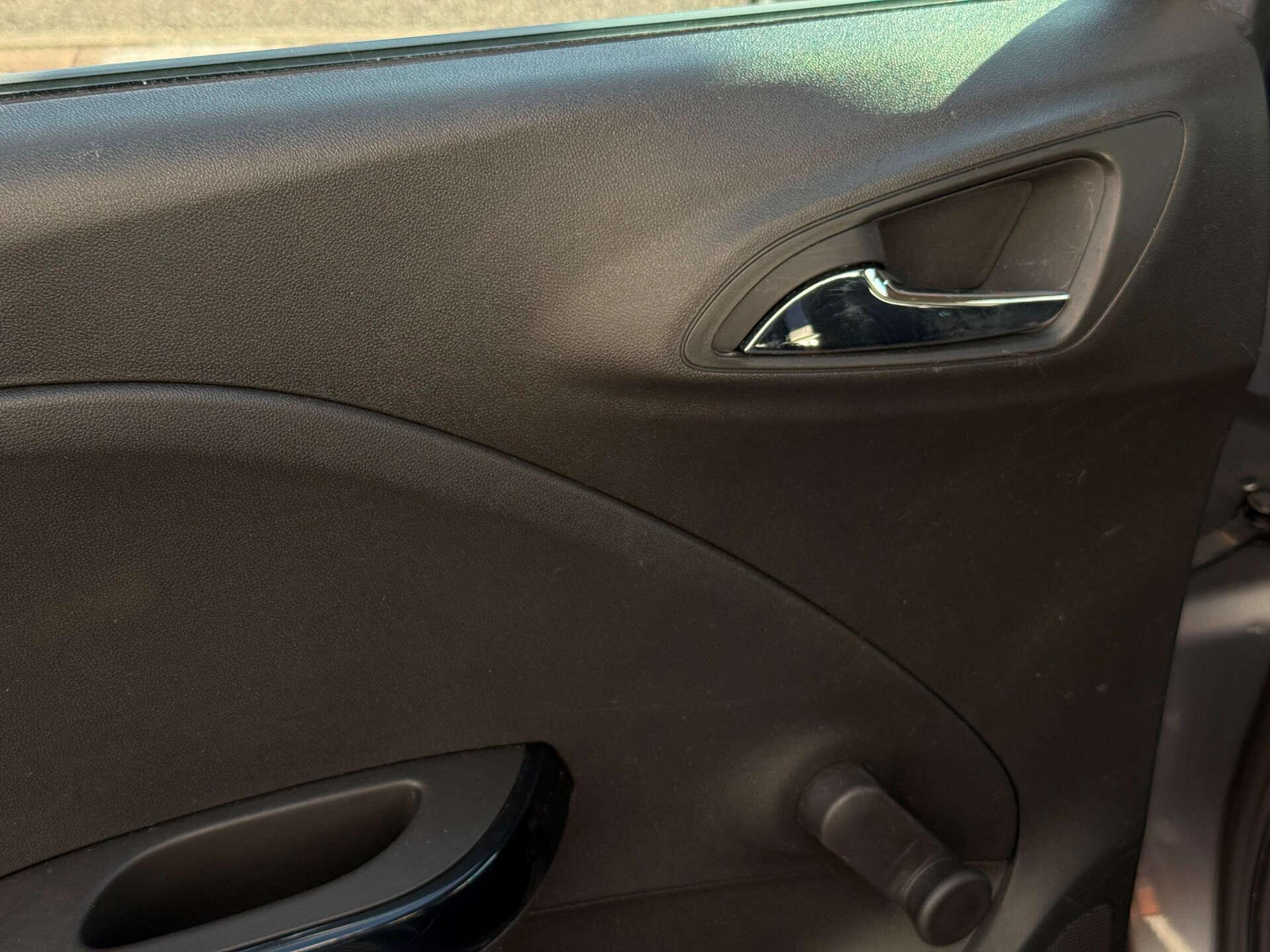 Vauxhall Corsa view 40
