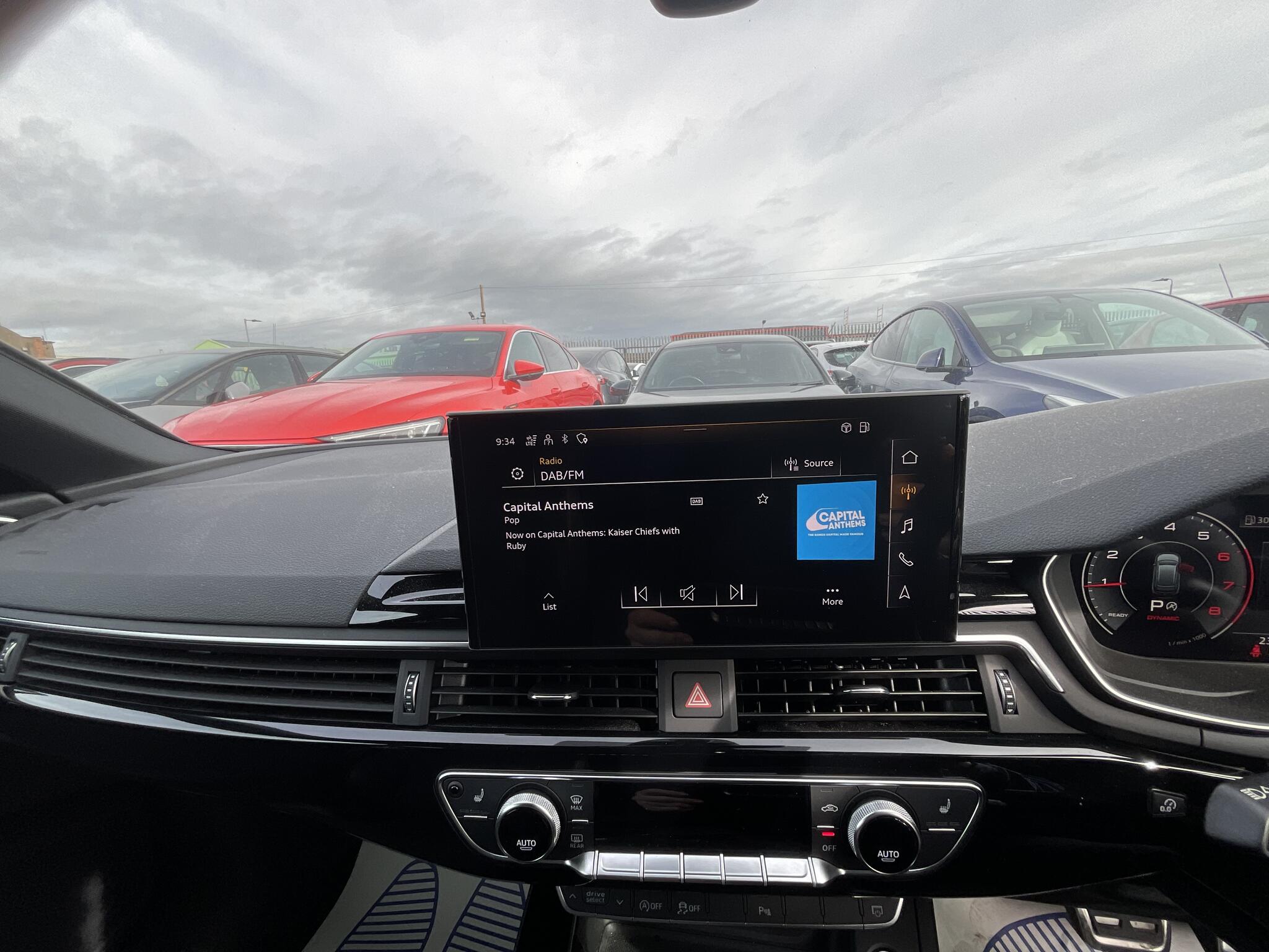 Audi A4 view 23