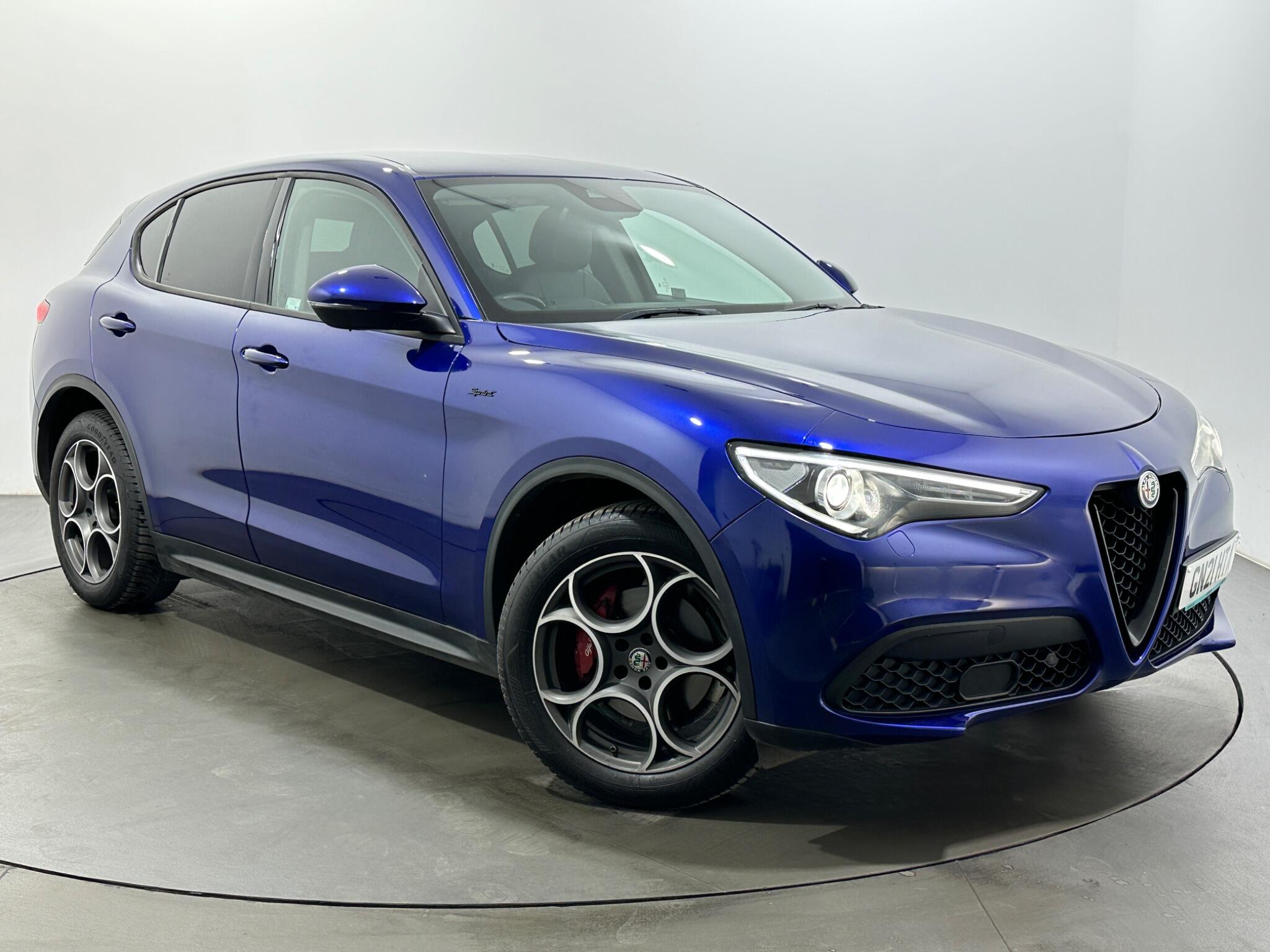Alfa Romeo Stelvio view 54