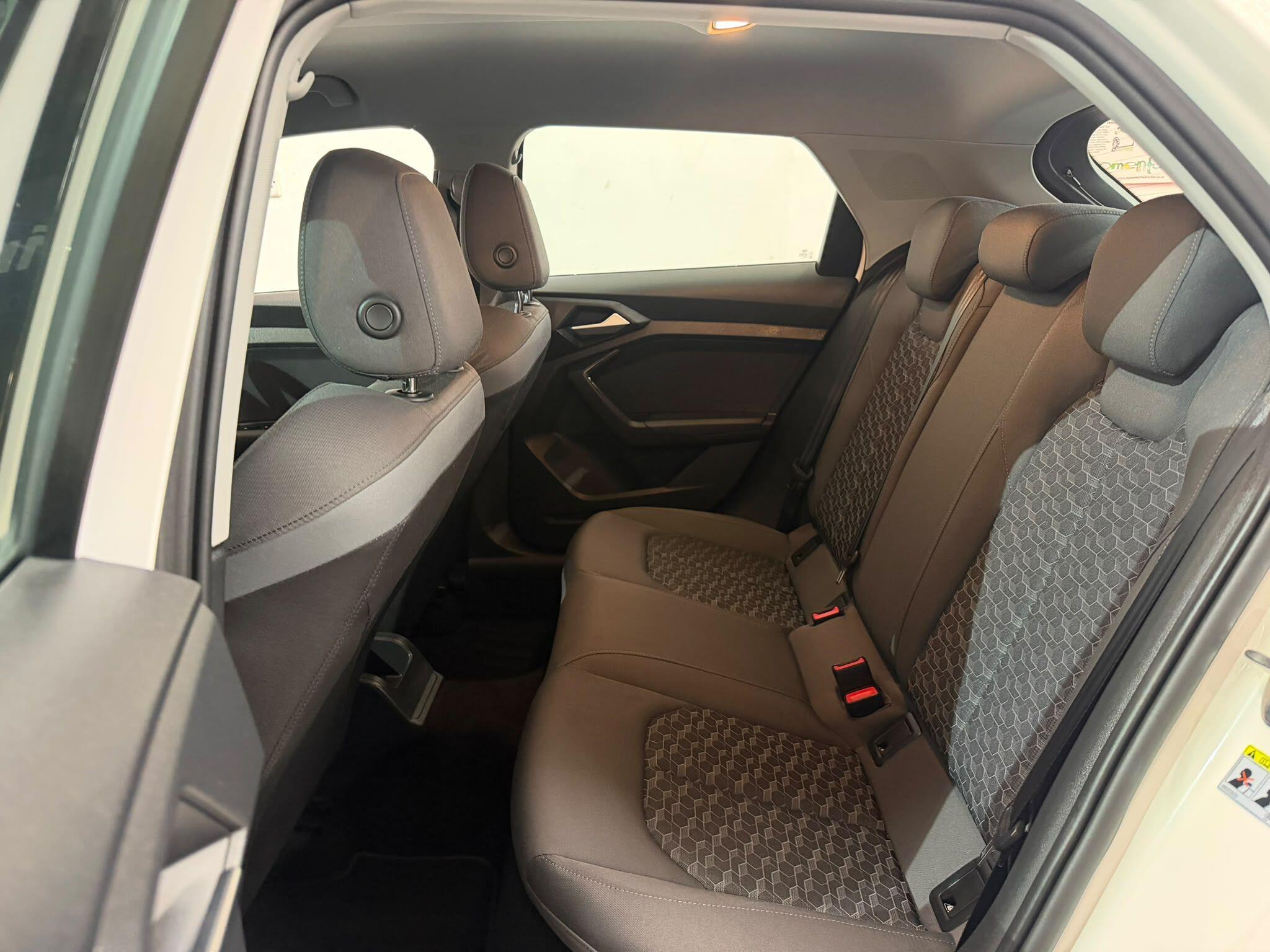 Audi A1 view 22