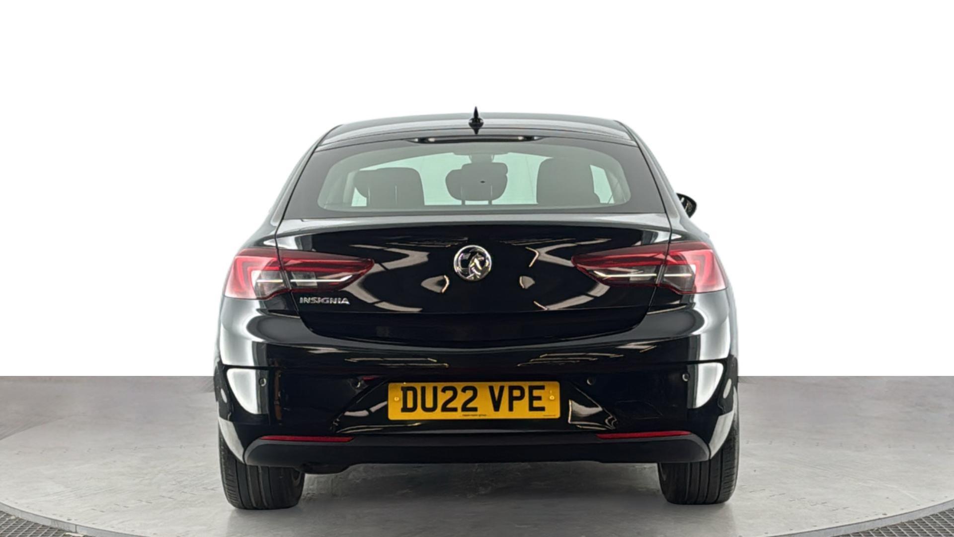 Vauxhall Insignia view 5