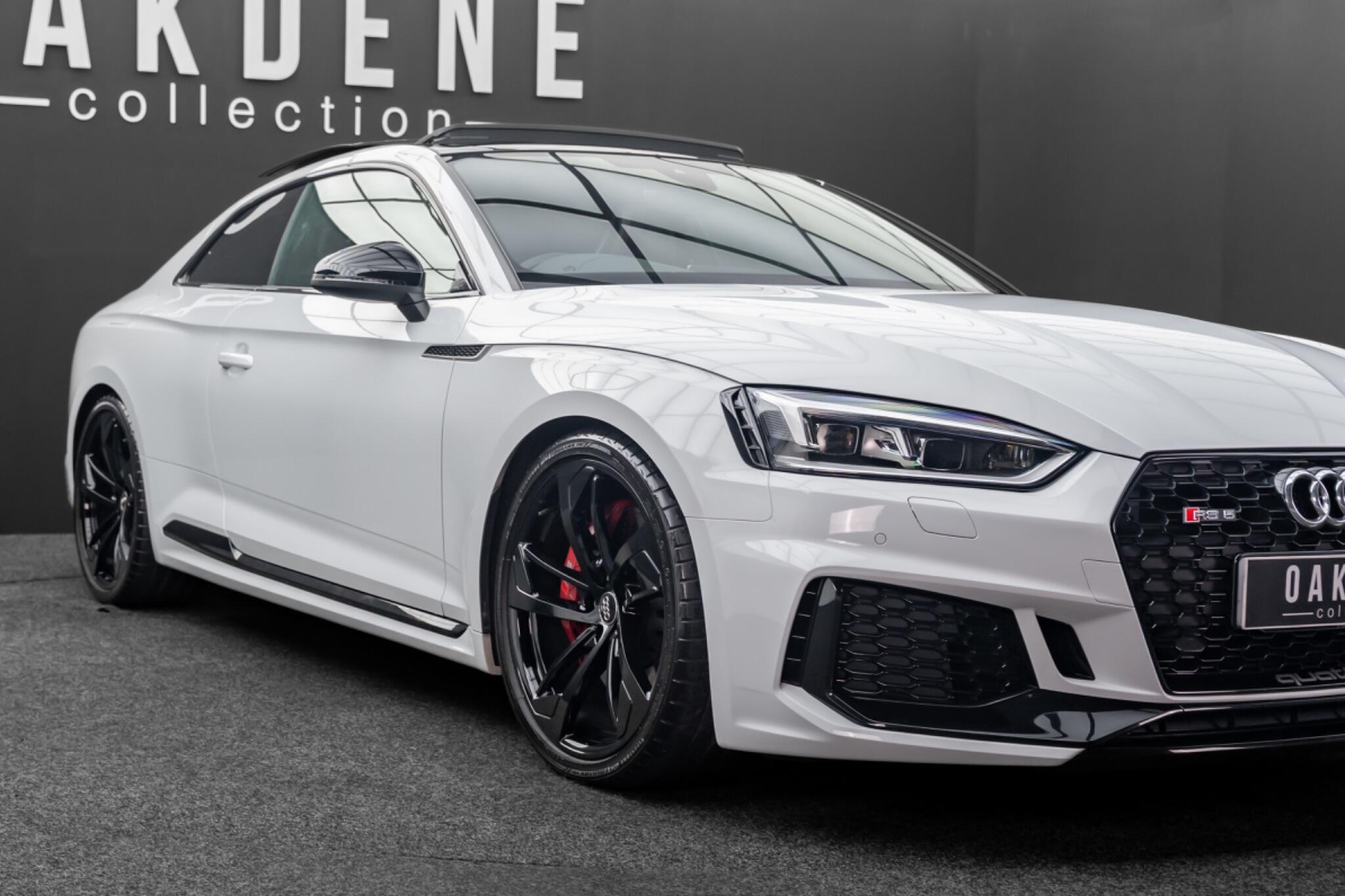 Audi RS5 view 22