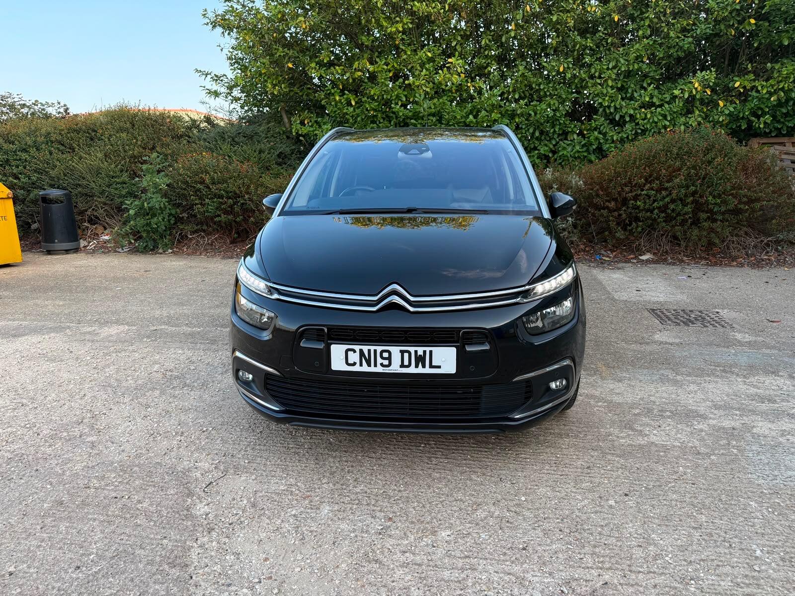 Citroen Grand C4 Spacetourer view 7