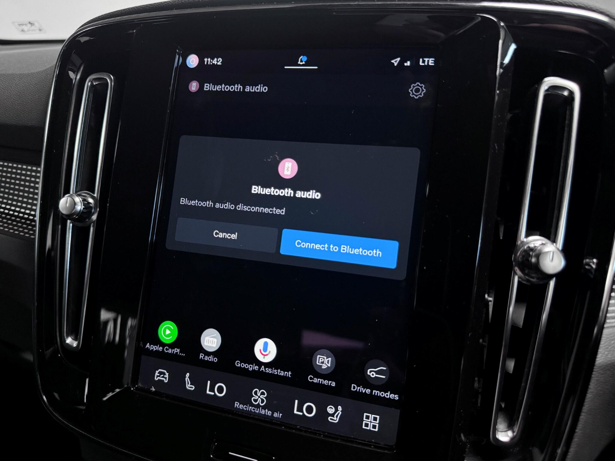 Volvo XC40 view 48