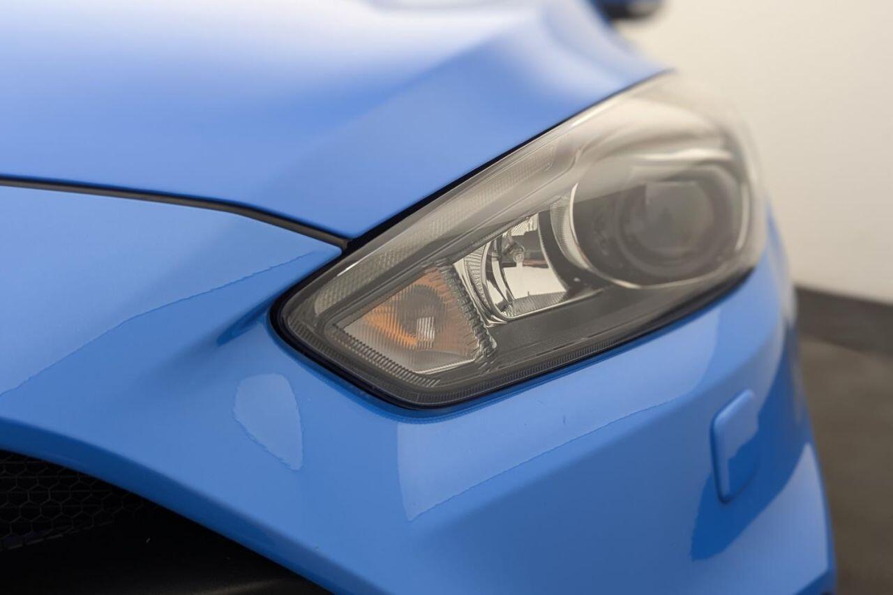 Ford Focus view 44